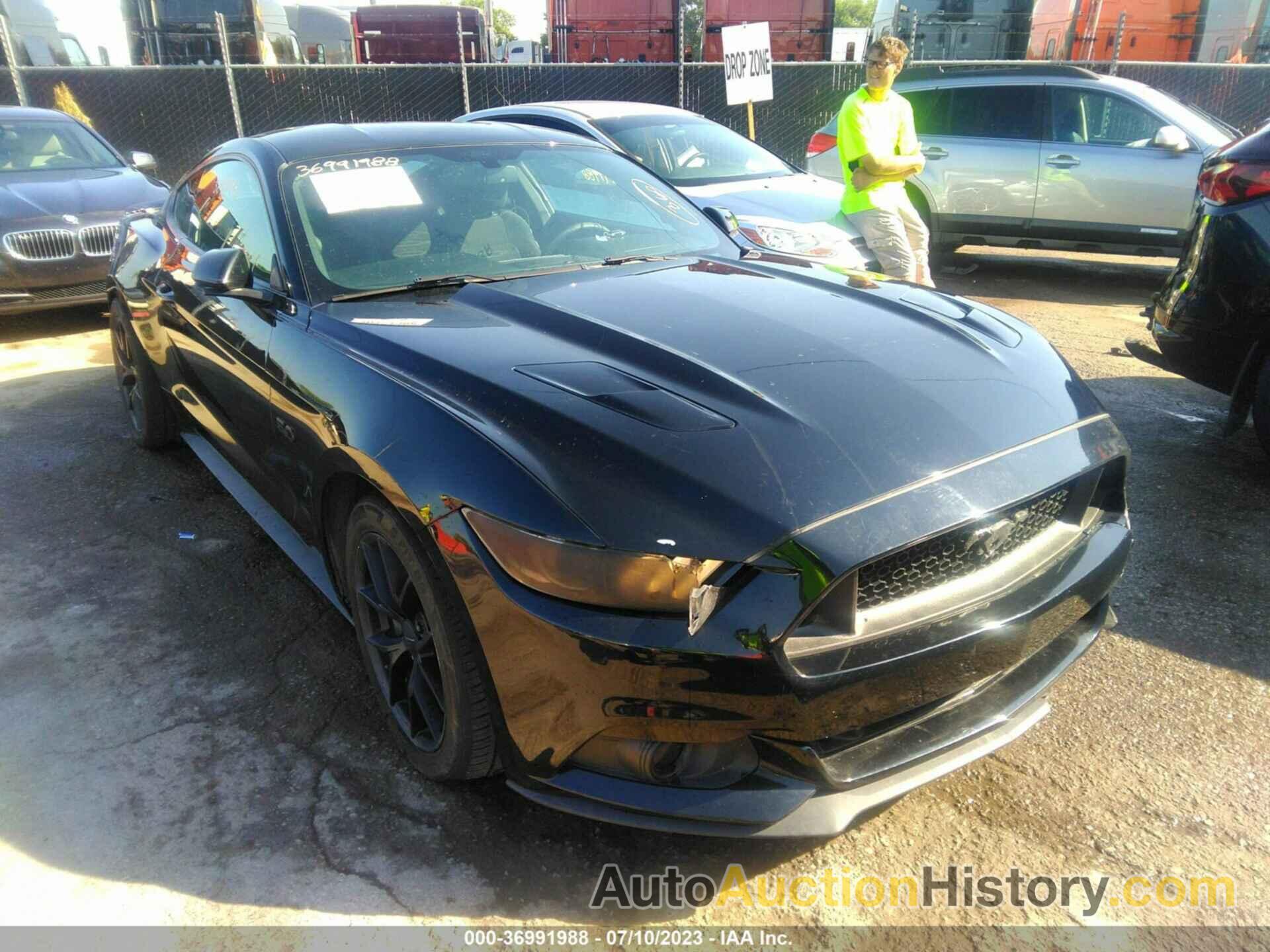 FORD MUSTANG GT, 1FA6P8CF4F5399095