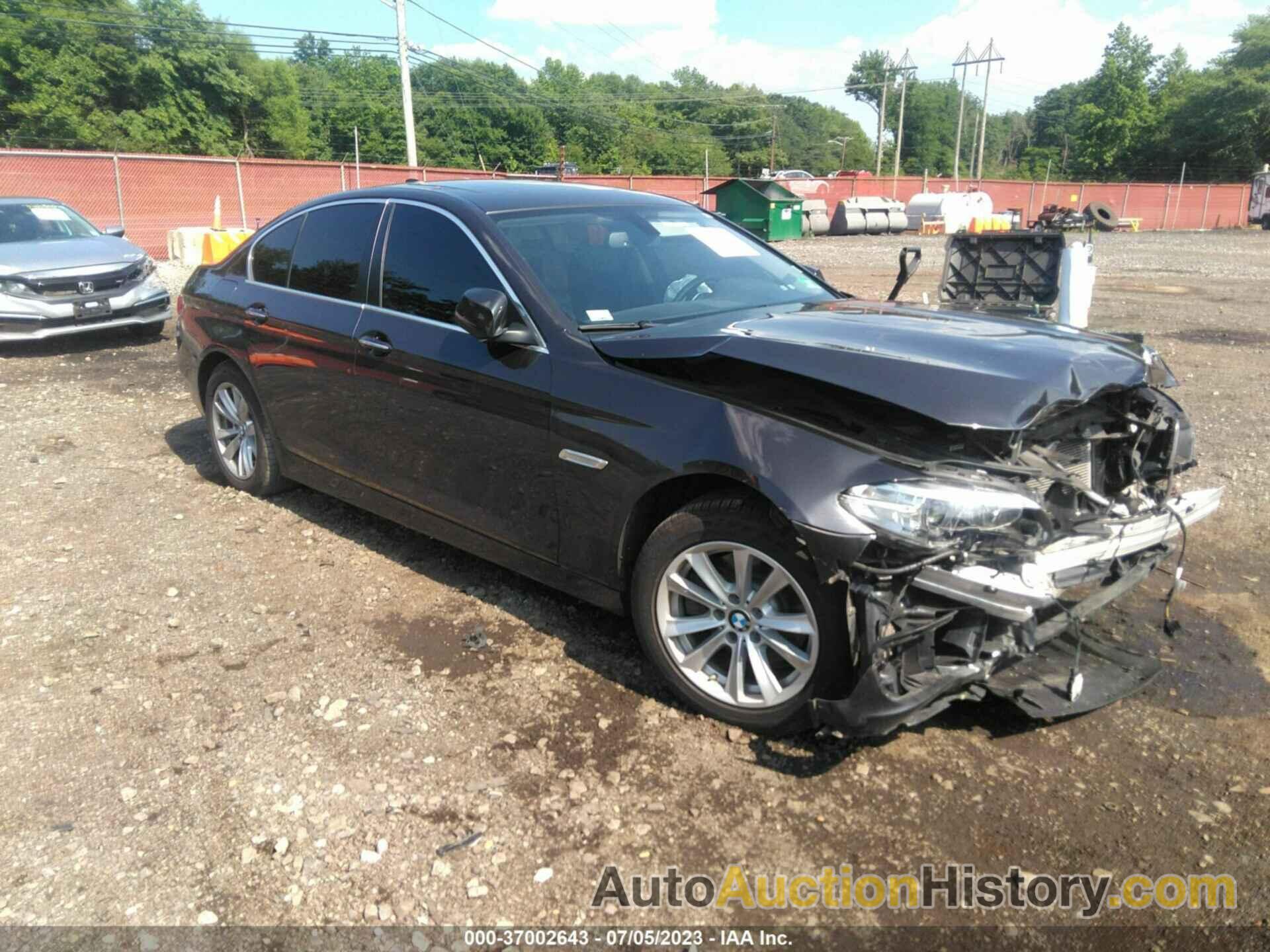 BMW 5 SERIES 528I XDRIVE, WBA5A7C54GG642965