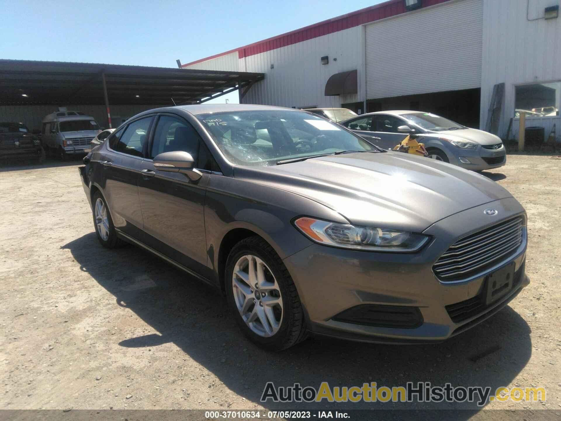 FORD FUSION SE, 3FA6P0HD3ER220484