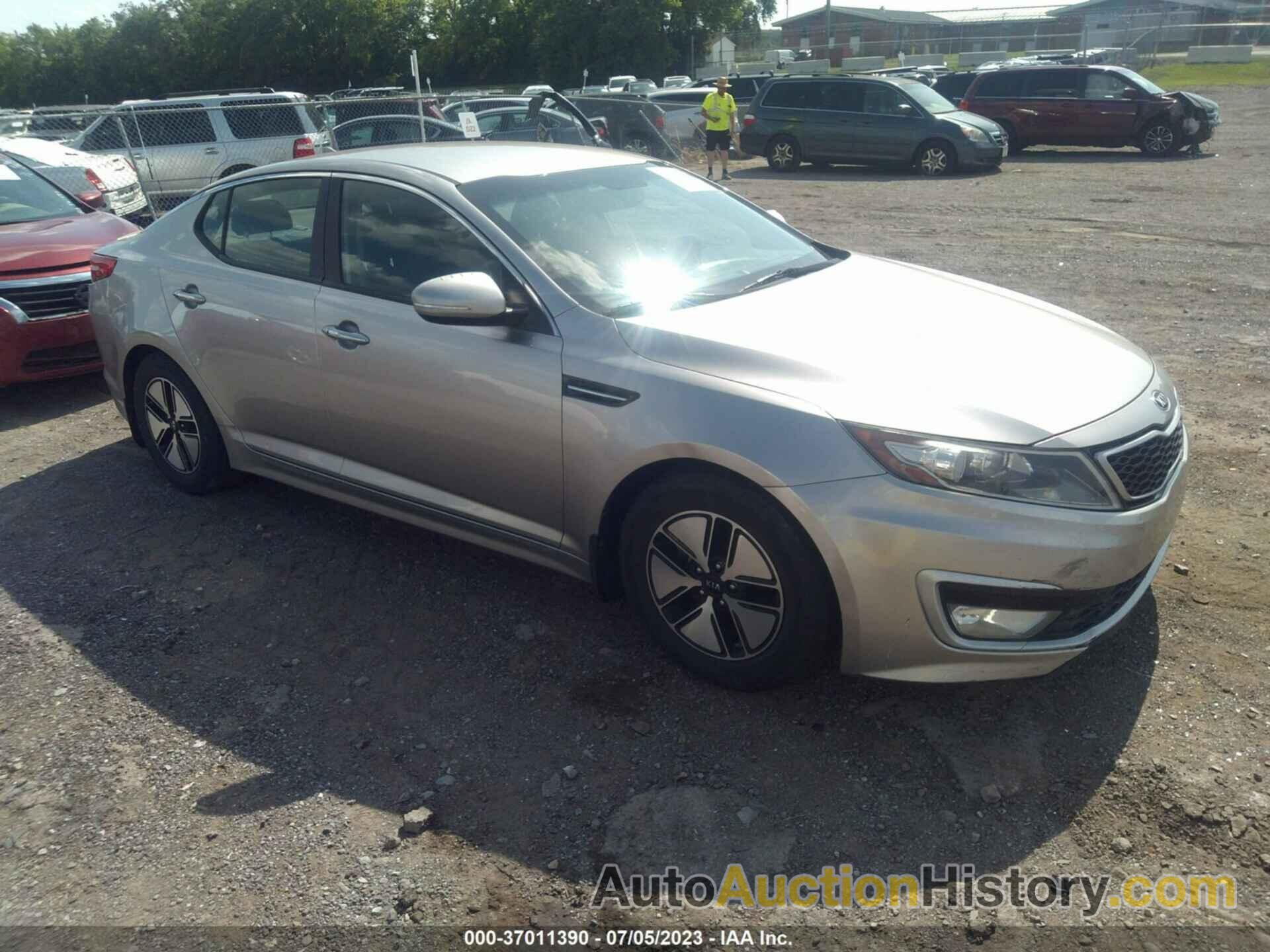 KIA OPTIMA HYBRID, KNAGM4AD3C5023465