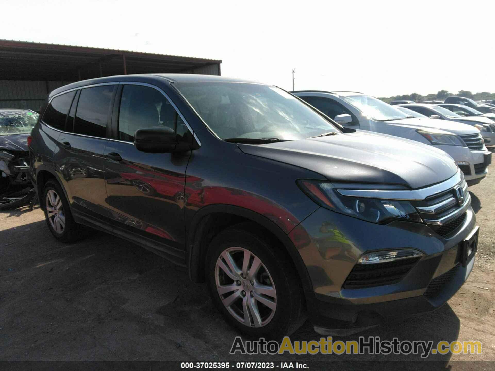 HONDA PILOT LX, 5FNYF5H18GB006703