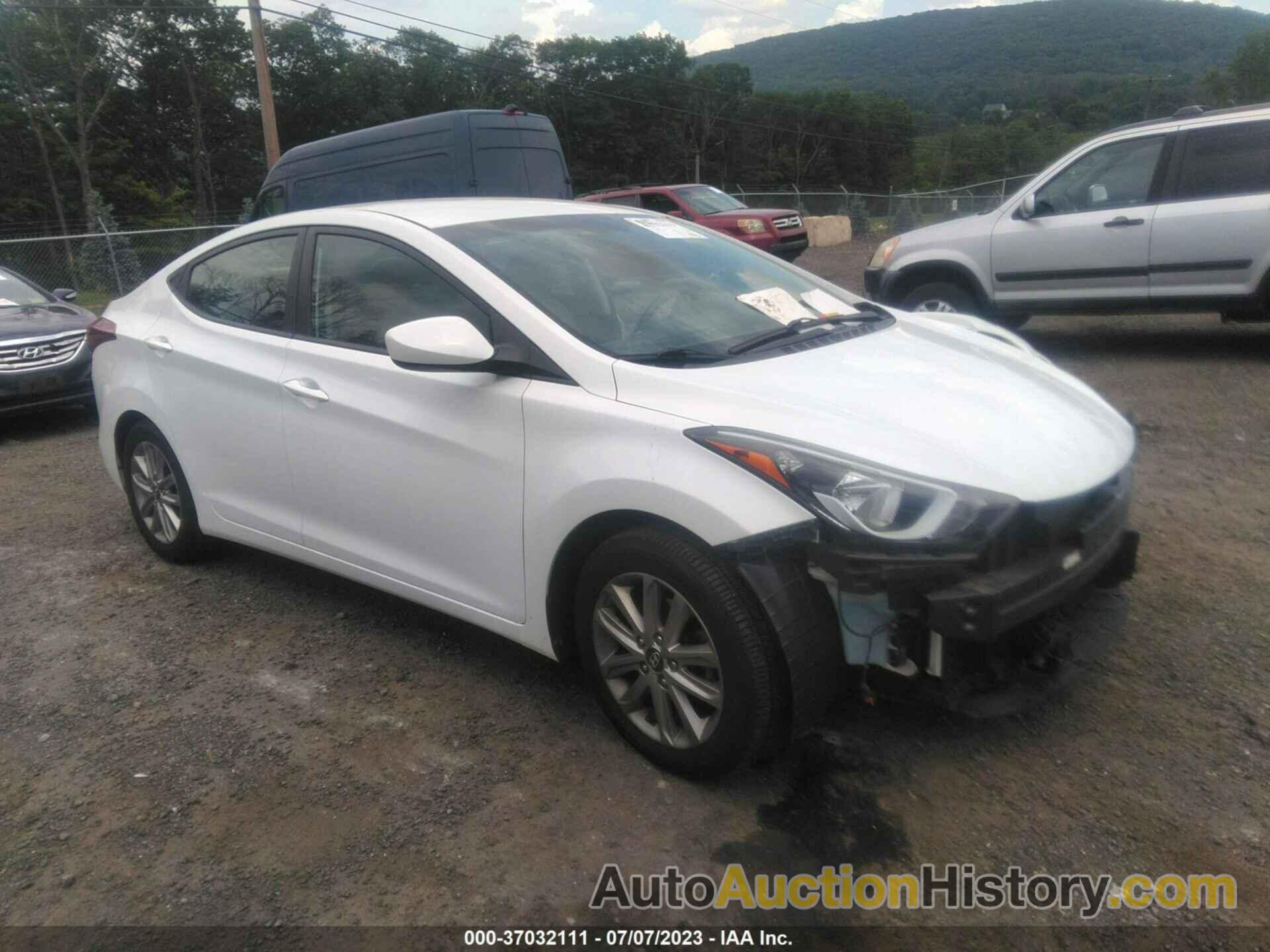 HYUNDAI ELANTRA SE, 5NPDH4AE7FH611053