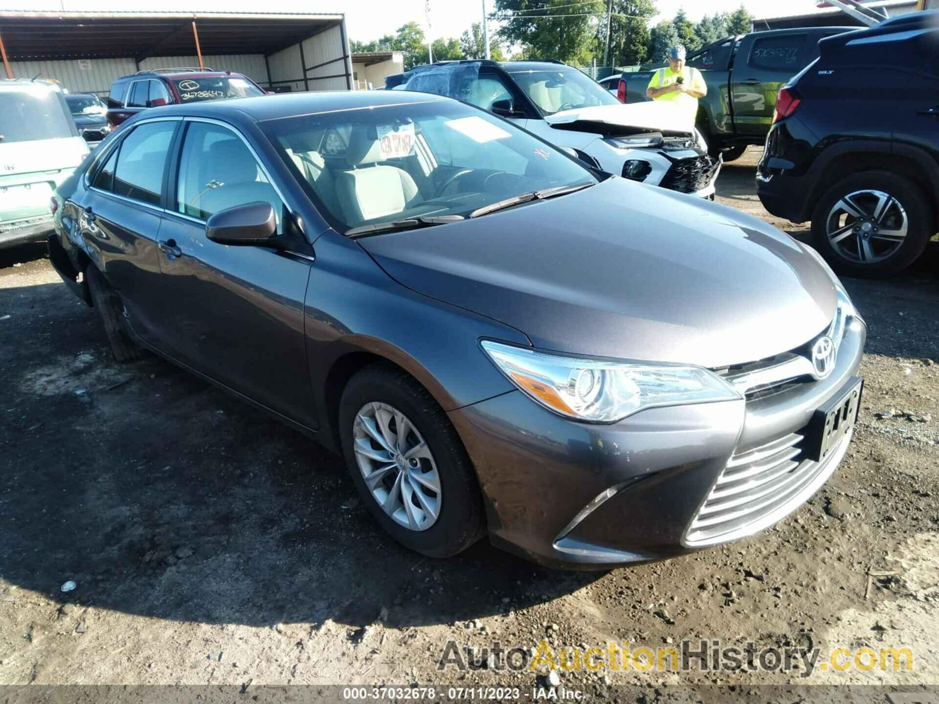 TOYOTA CAMRY XLE/SE/LE/XSE, 4T4BF1FK7FR490672