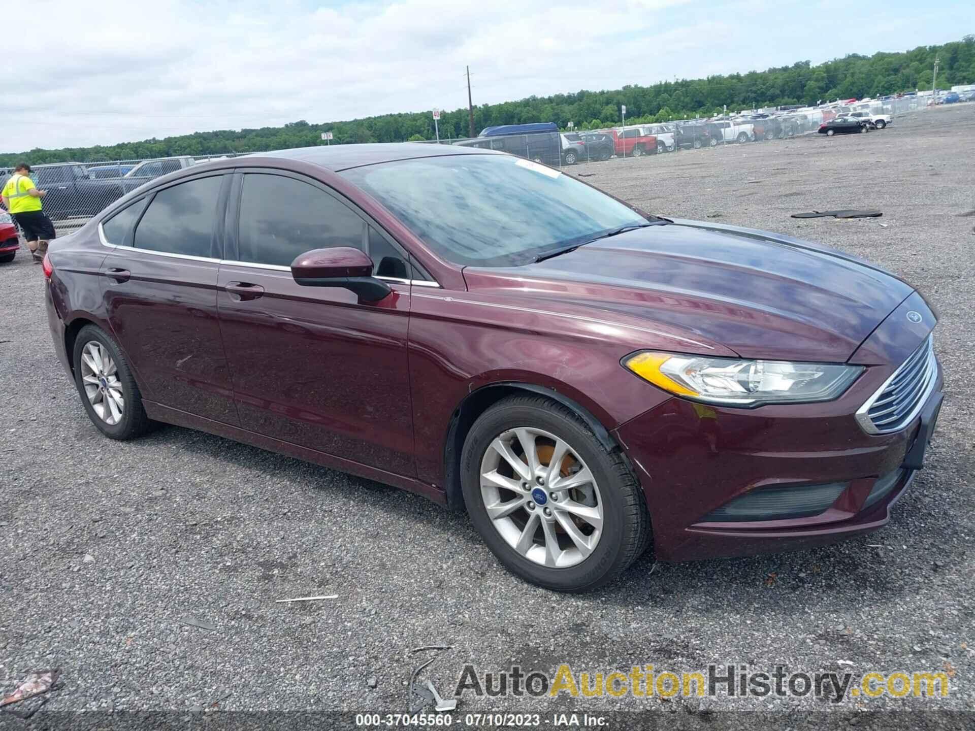 FORD FUSION SE, 3FA6P0H76HR108213