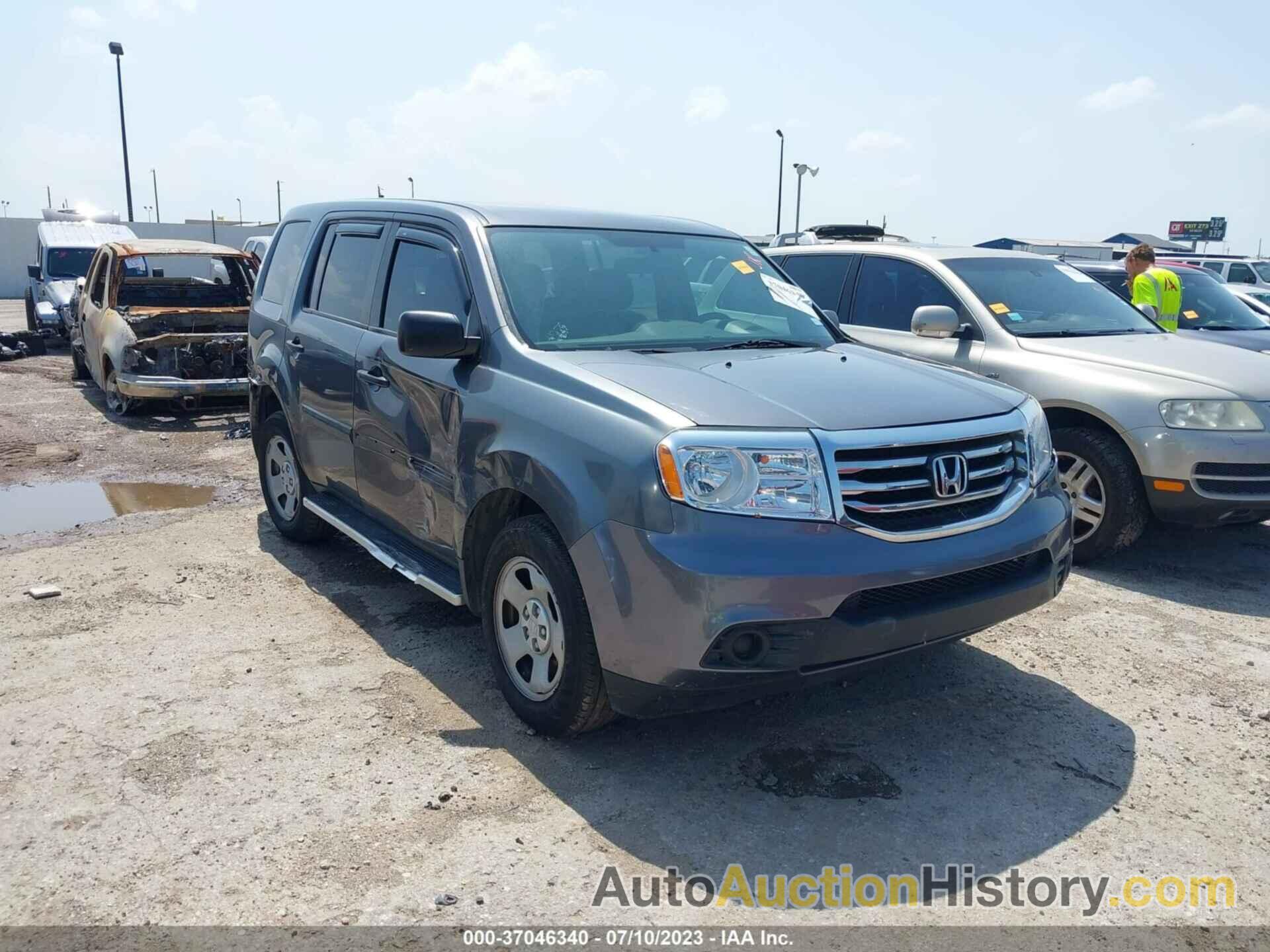 HONDA PILOT LX, 5FNYF3H21FB012841