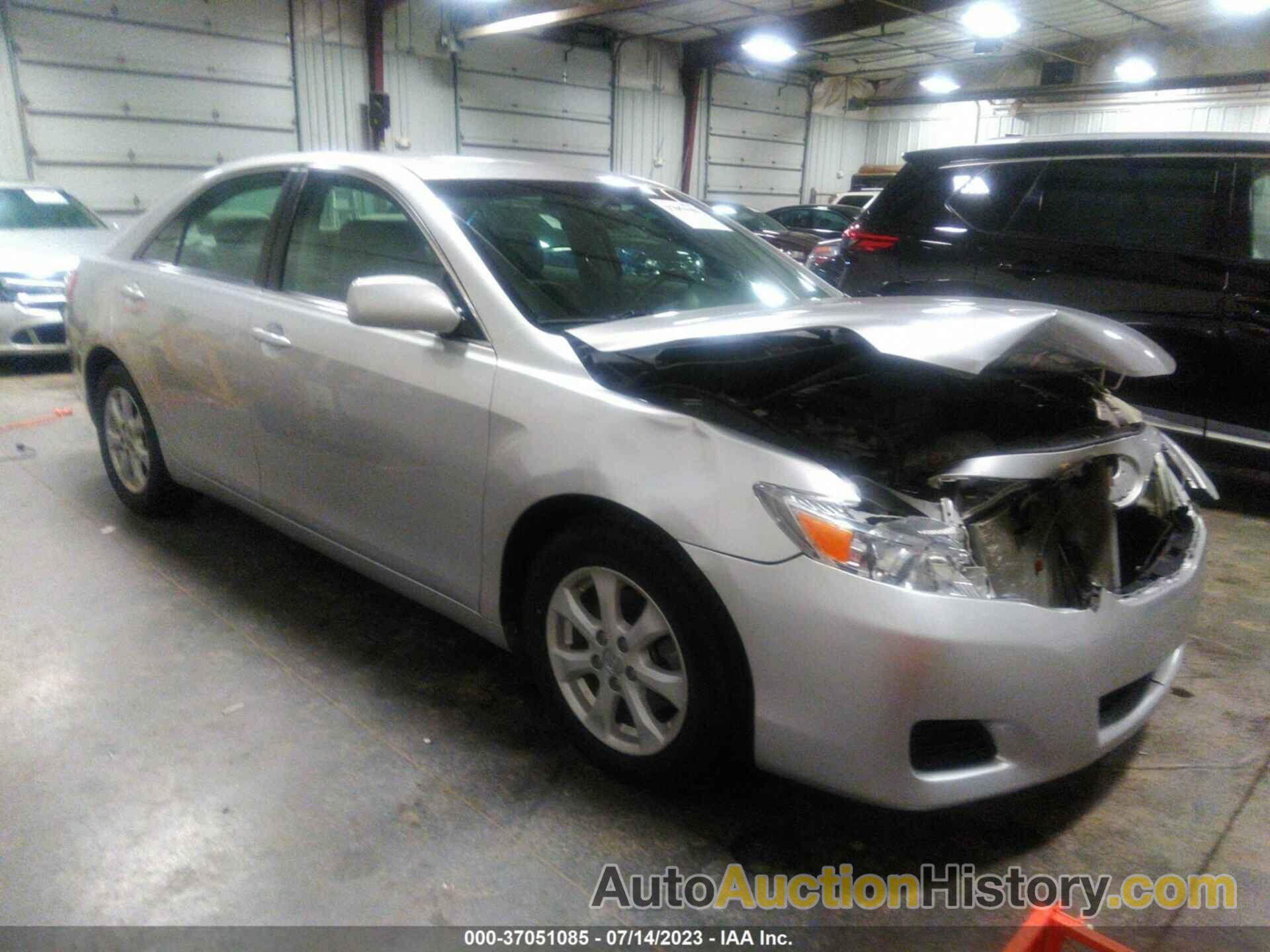 TOYOTA CAMRY, 4T1BF3EKXBU765145