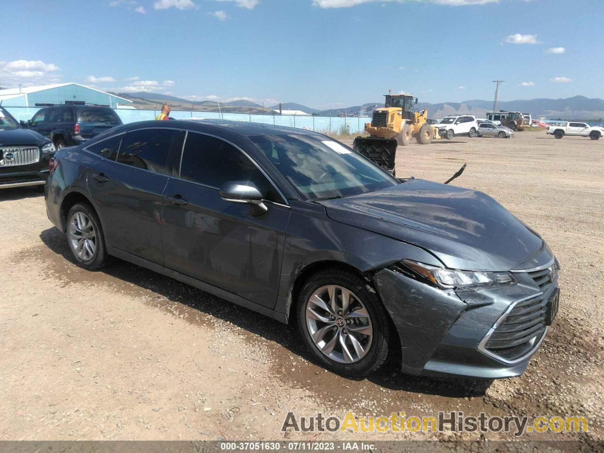 TOYOTA AVALON XLE, 4T1AZ1FB9LU052079