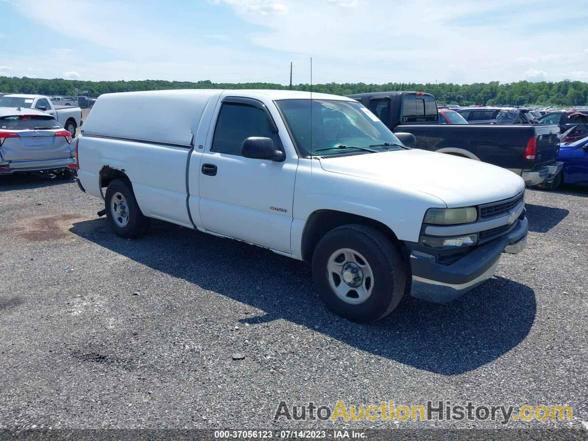 CHEVROLET SILVERADO 1500, 1GCEC14W7YE324787