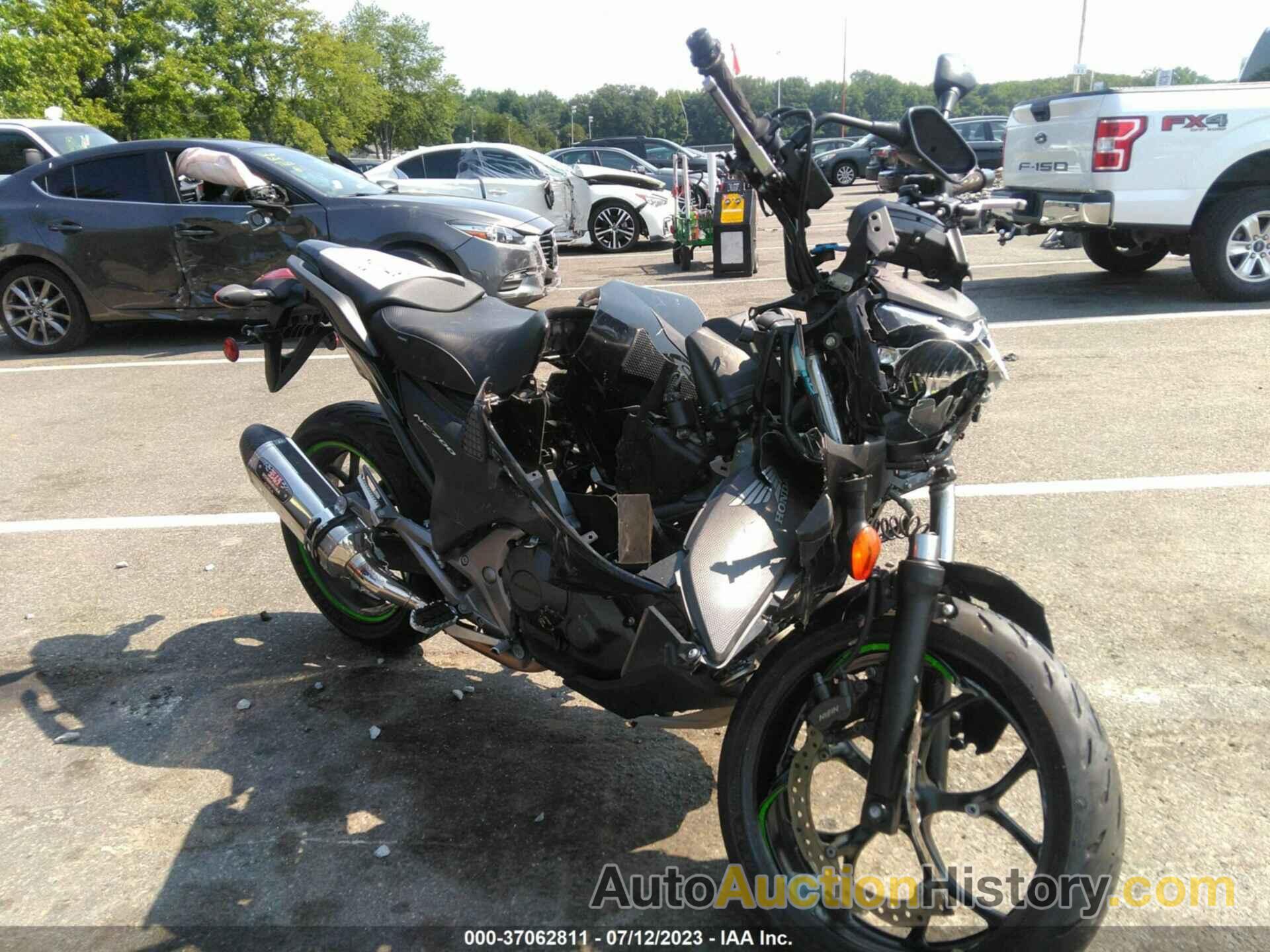 HONDA NC700X, JH2RC6301FK100092