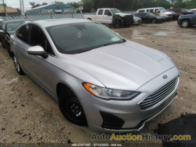 FORD FUSION SE, 3FA6P0HD1KR108357