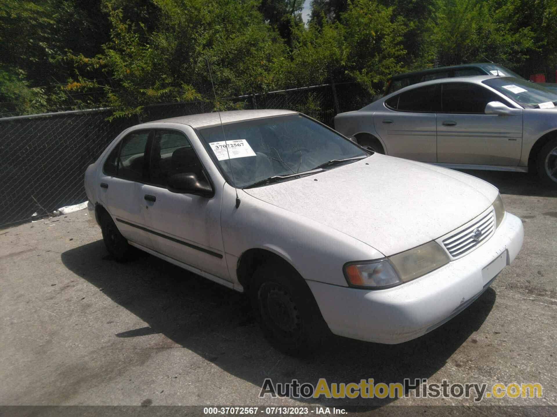 NISSAN SENTRA GXE, 3N1AB41D8VL019206