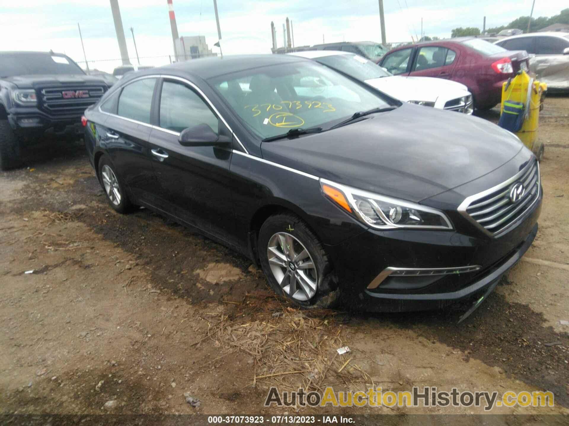 HYUNDAI SONATA 2.4L SE, 5NPE24AF0FH236931