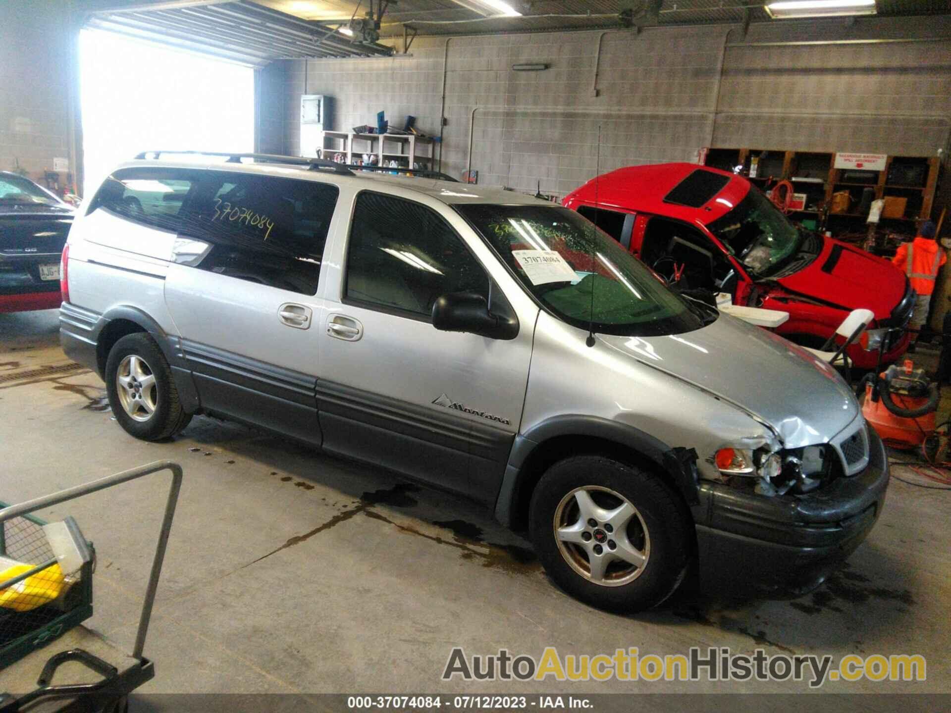 PONTIAC MONTANA W/1SE PKG, 1GMDX13E73D208234