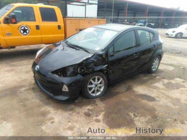 TOYOTA PRIUS C THREE, JTDKDTB35E1067040