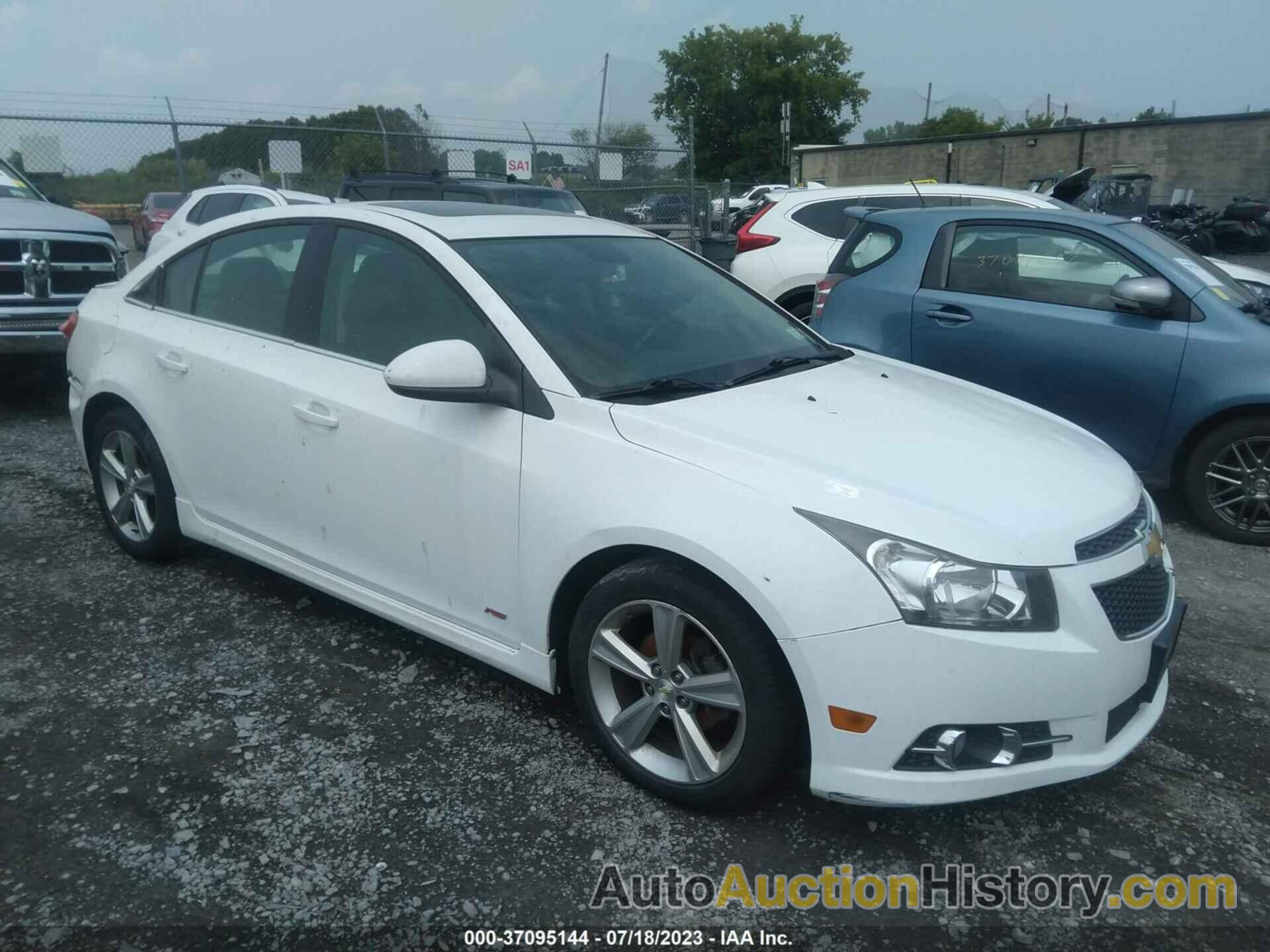 CHEVROLET CRUZE 2LT, 1G1PE5SB6E7119612