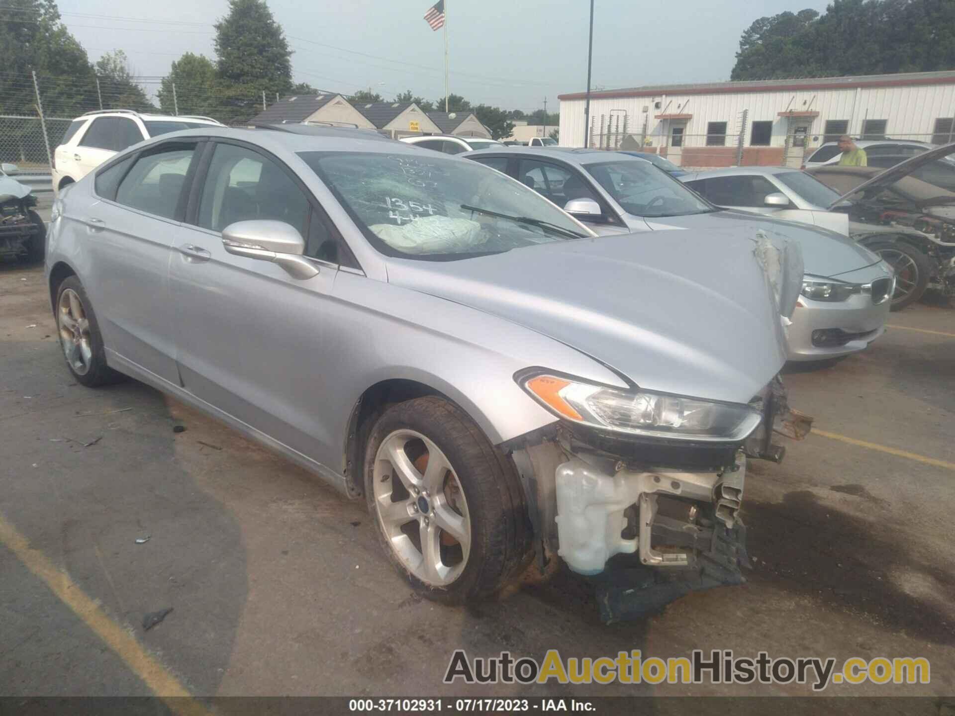 FORD FUSION SE, 3FA6P0HR2DR381354