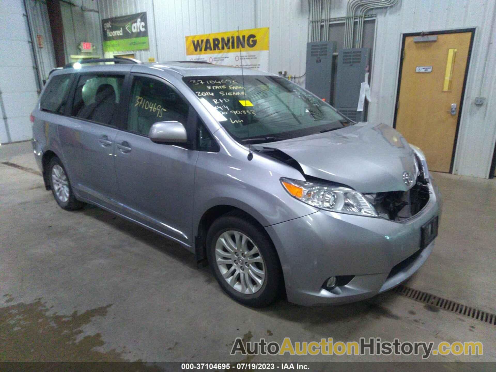 TOYOTA SIENNA XLE/XLE AAS/LTD, 5TDYK3DC1ES467645