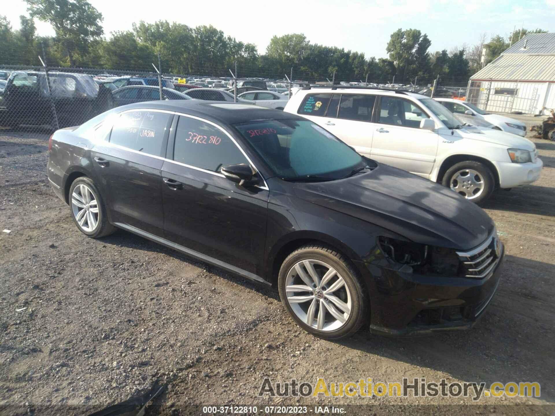 VOLKSWAGEN PASSAT 2.0T SE, 1VWBA7A33JC003513