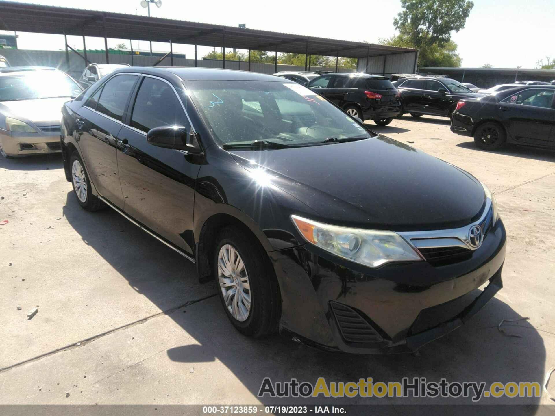 TOYOTA CAMRY L/LE/XLE/SE/SE SPORT, 4T4BF1FK7ER369557