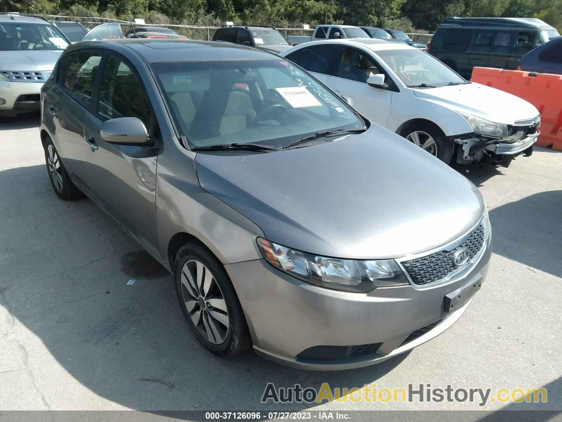 KIA FORTE 5-DOOR EX, KNAFU5A22D5664852