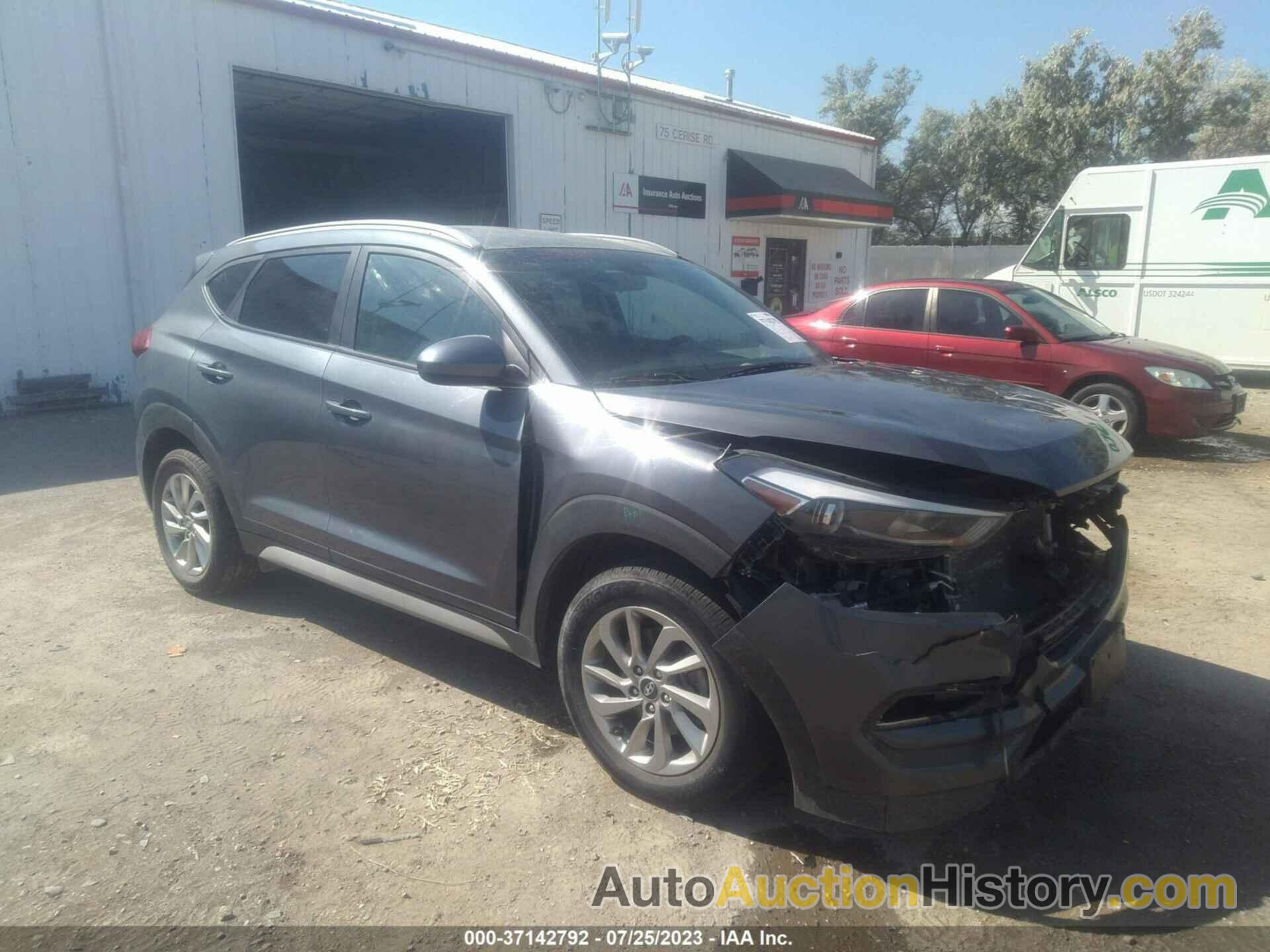 HYUNDAI TUCSON SEL, KM8J3CA41JU716653