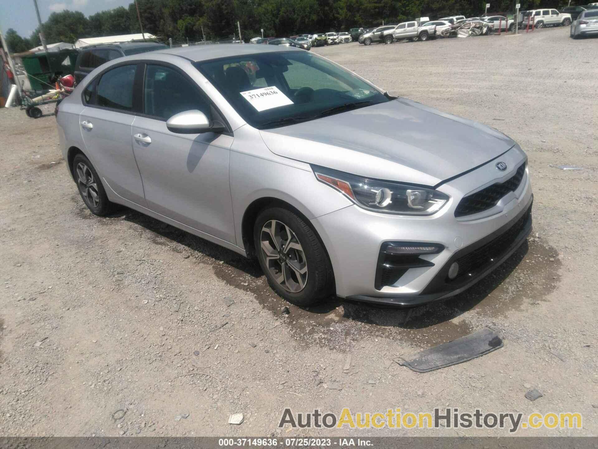 KIA FORTE LXS, 3KPF24AD0ME291979