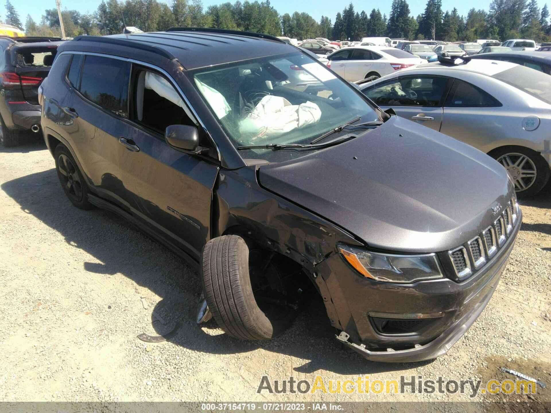 JEEP COMPASS LATITUDE, 3C4NJDBB0JT243997