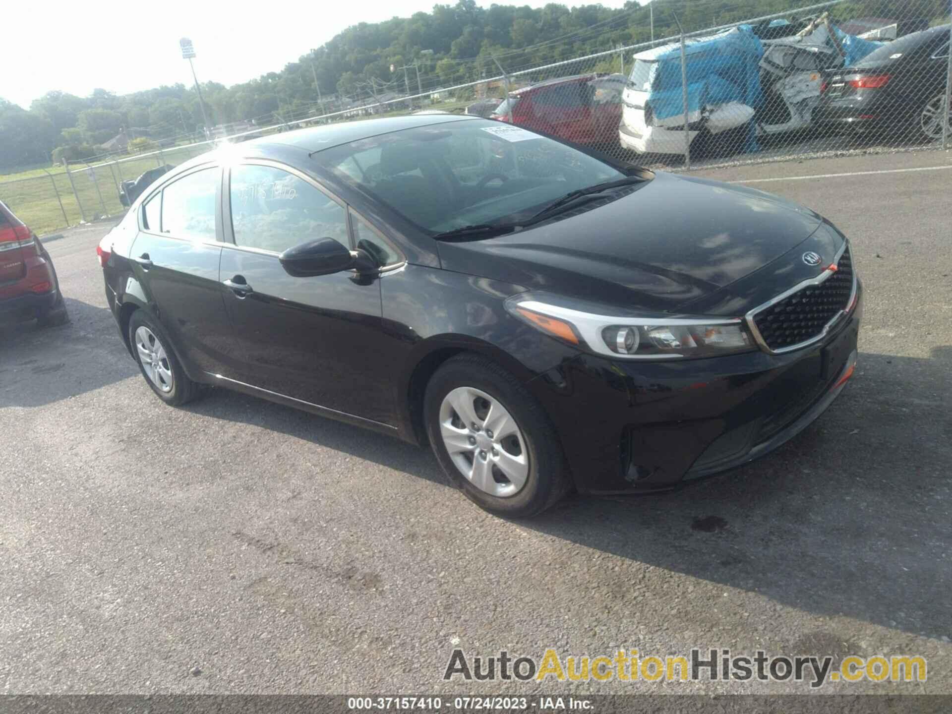 KIA FORTE LX, 3KPFK4A74HE124783