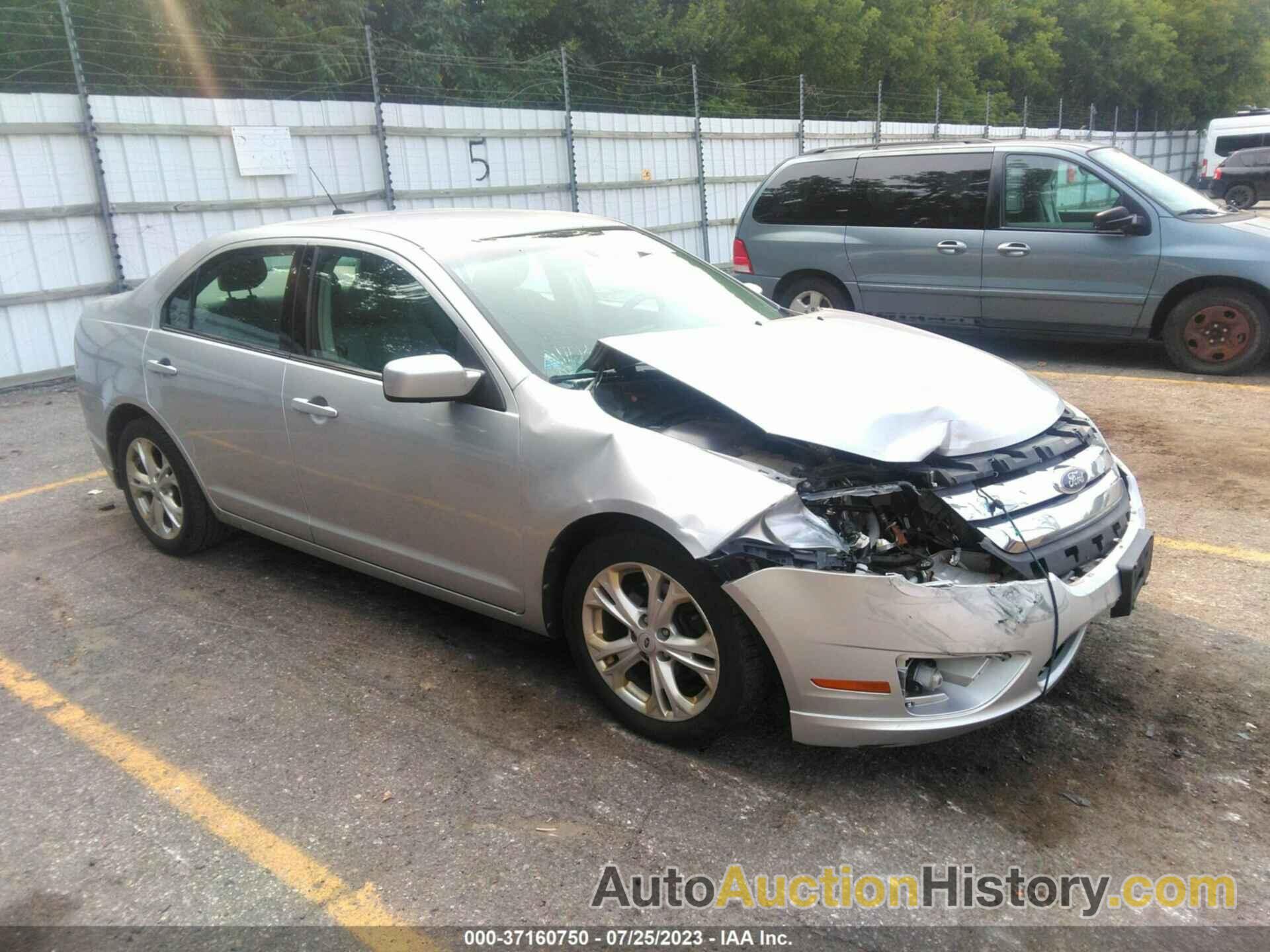 FORD FUSION SE, 3FAHP0HA0CR207428