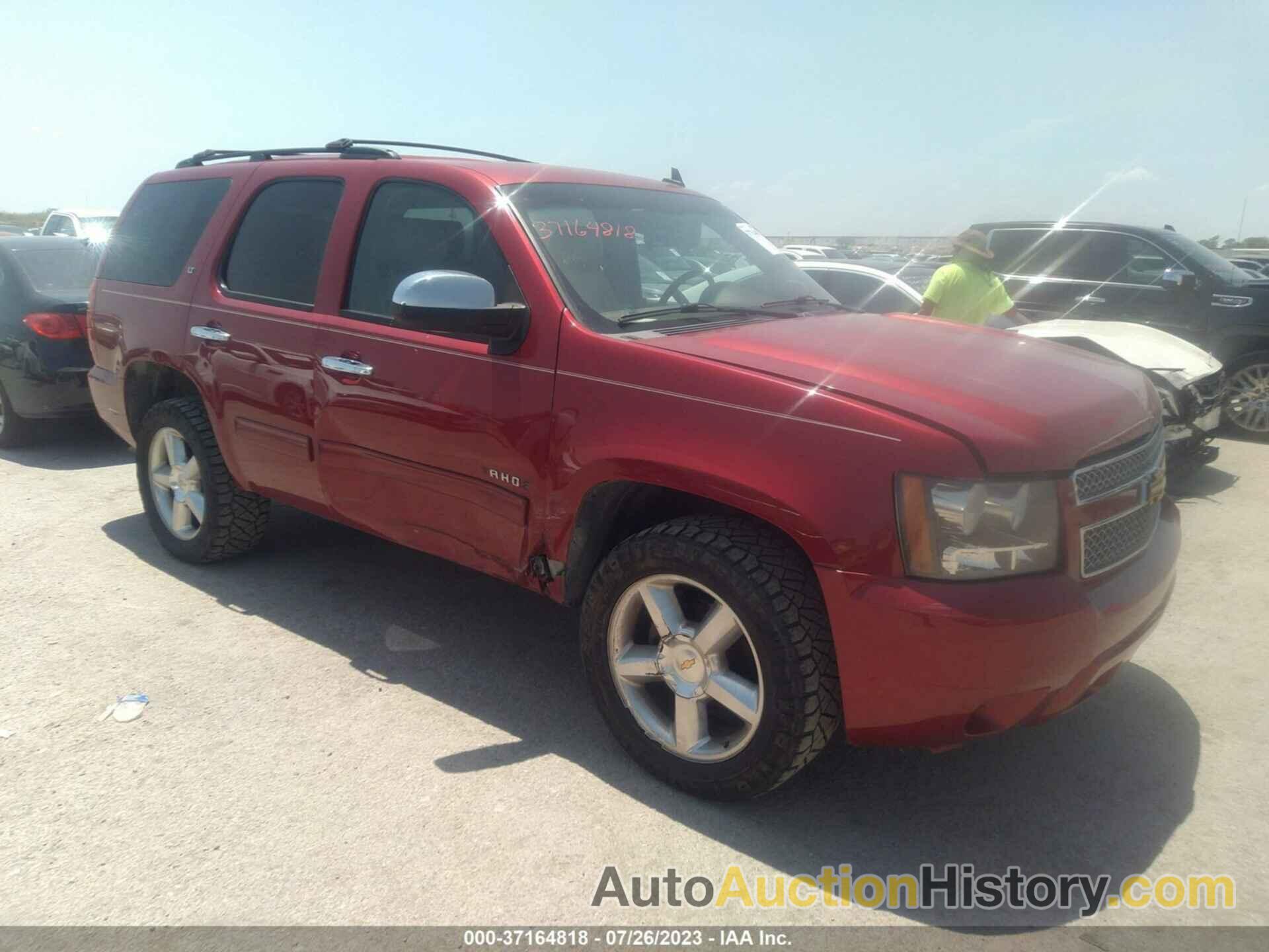 CHEVROLET TAHOE LT, 1GNSCBE00ER128284