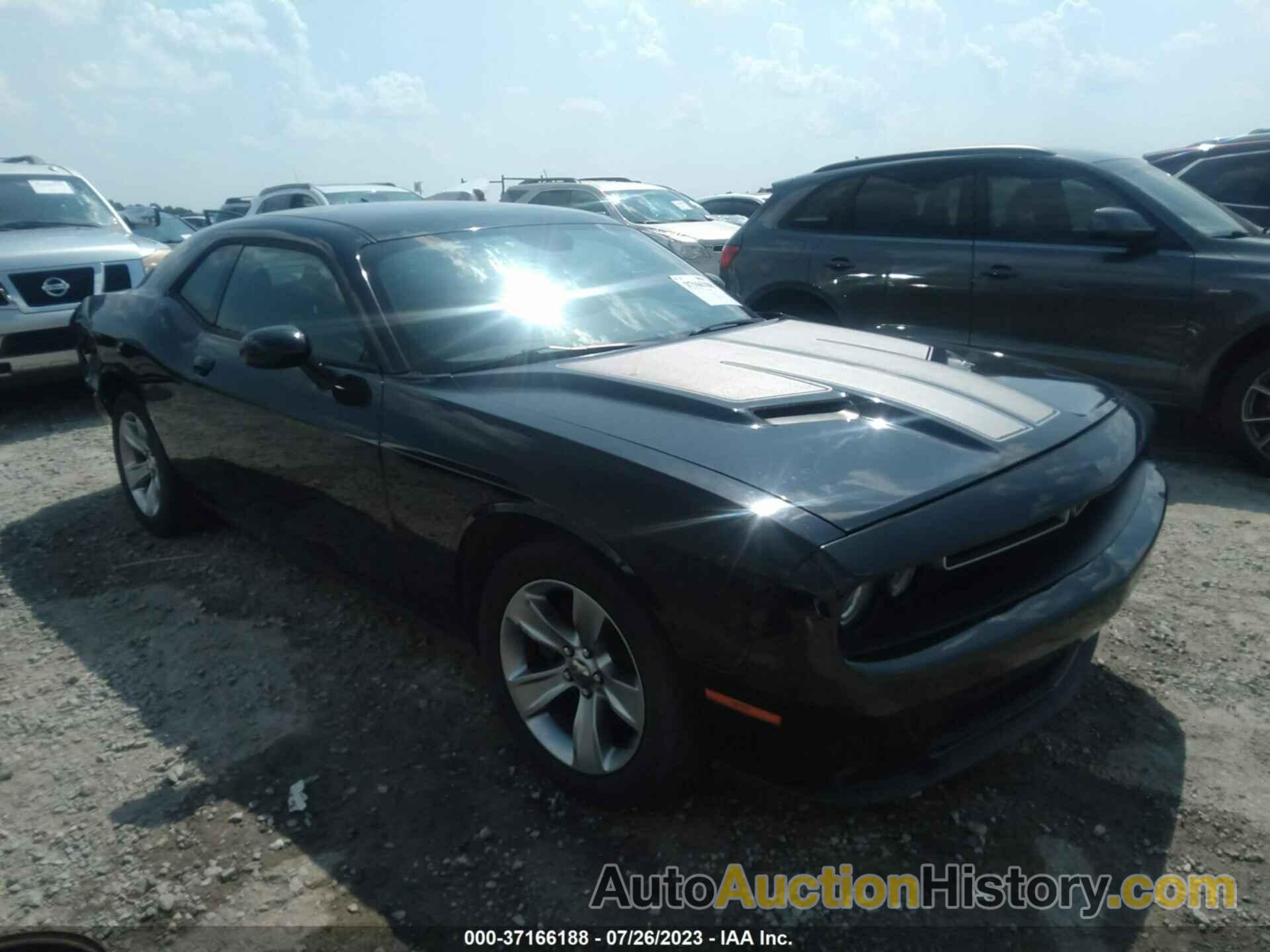 DODGE CHALLENGER SXT, 2C3CDZAG5GH124731