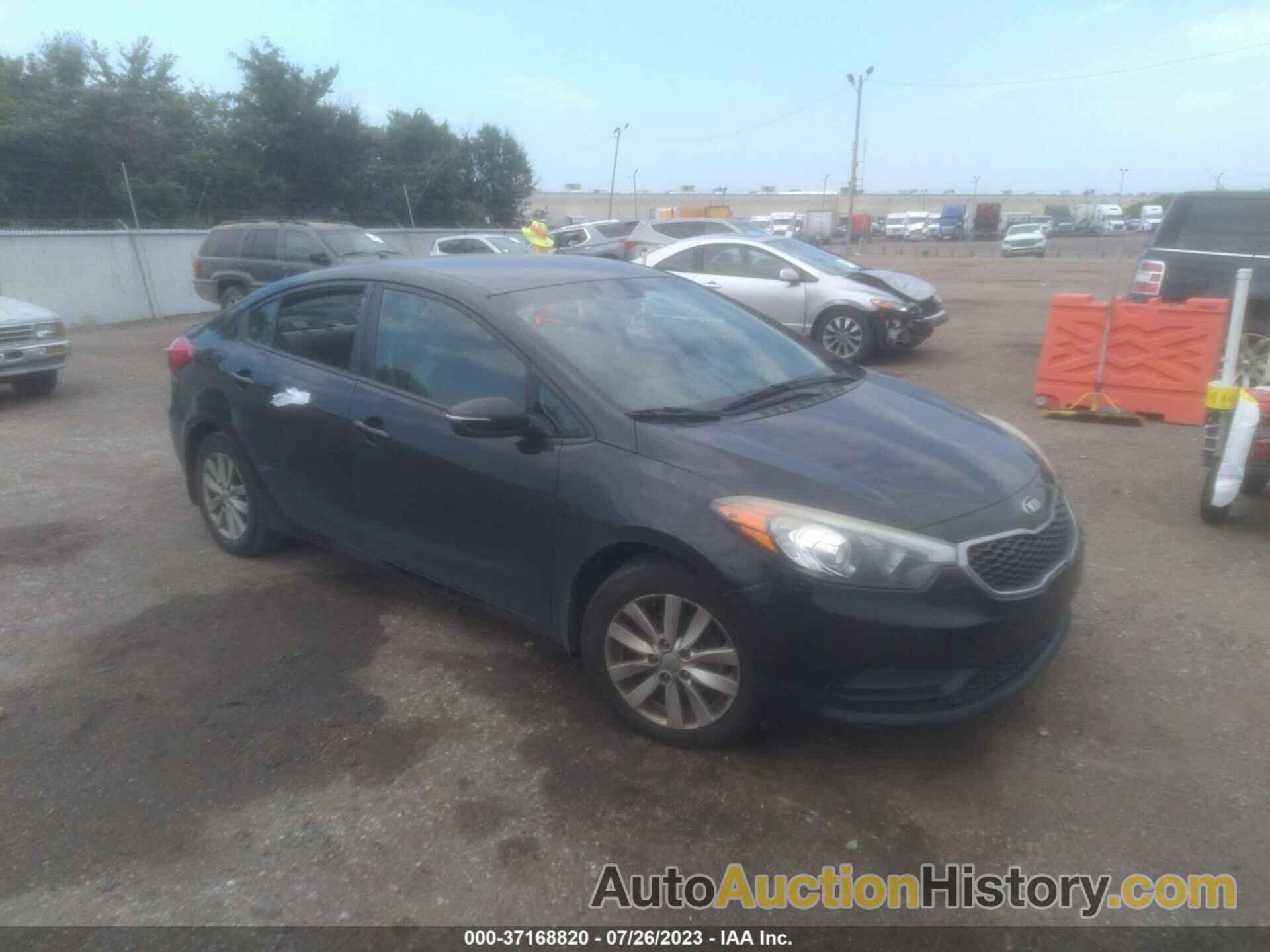 KIA FORTE LX, KNAFX4A66E5082632