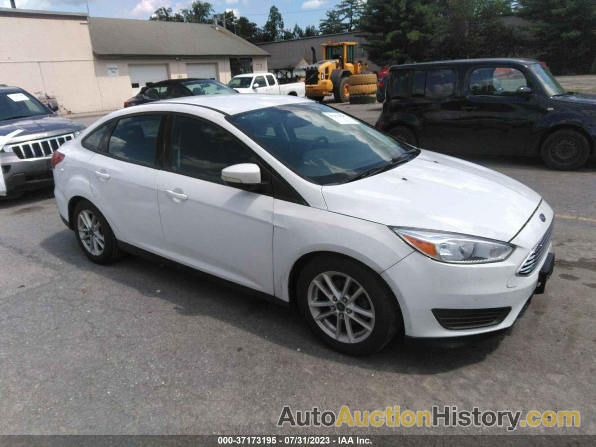 FORD FOCUS SE, 1FADP3F2XFL321273