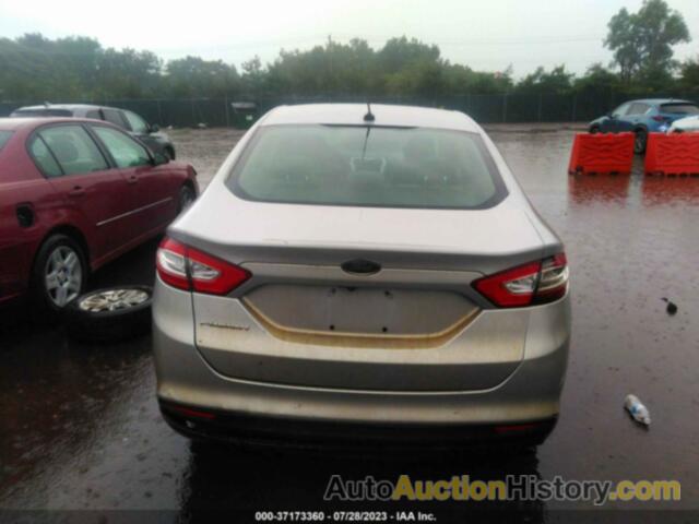 FORD FUSION S, 1FA6P0G77F5122851