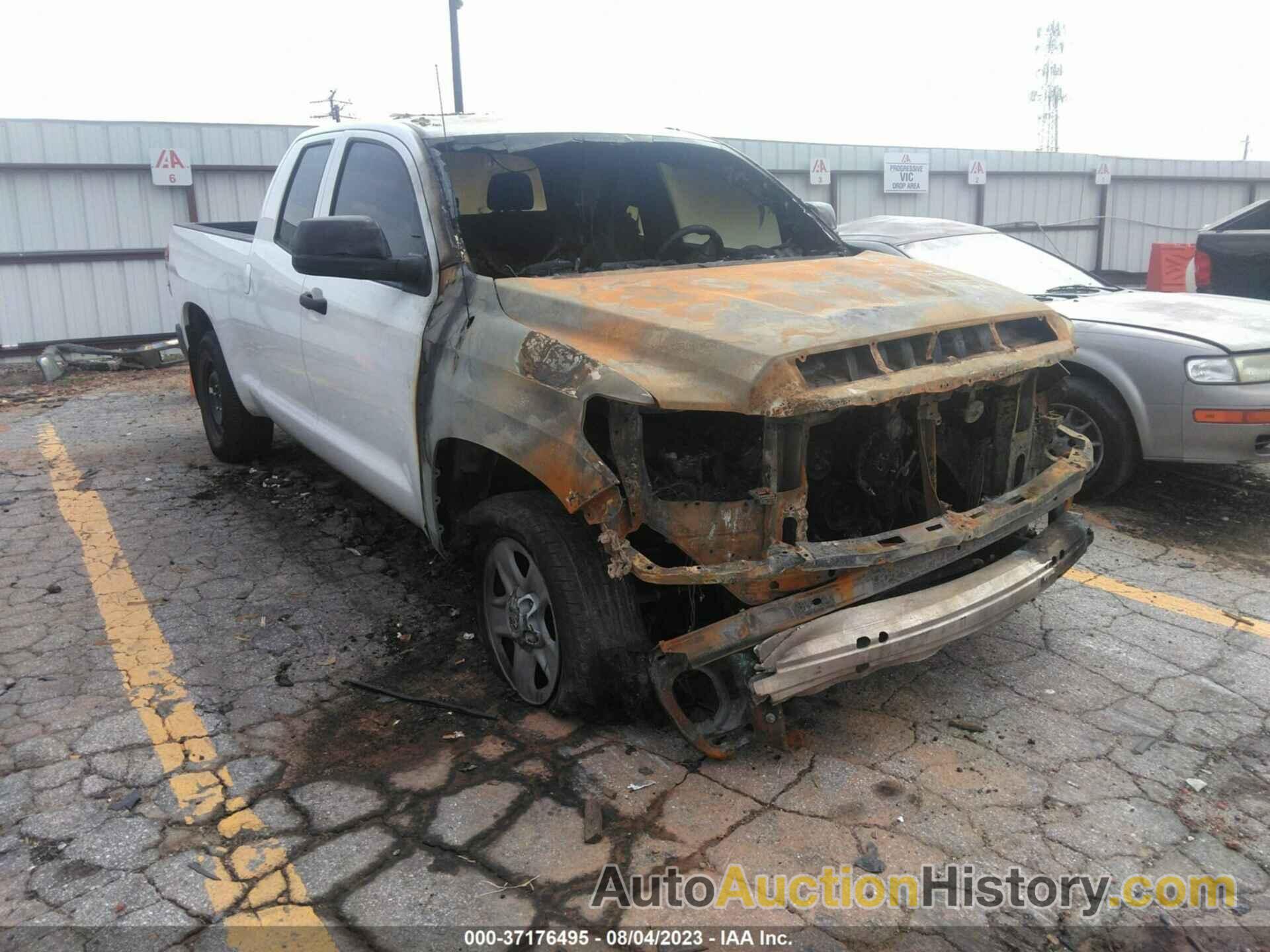 TOYOTA TUNDRA 4WD SR/SR5, 5TFUM5F18HX074398