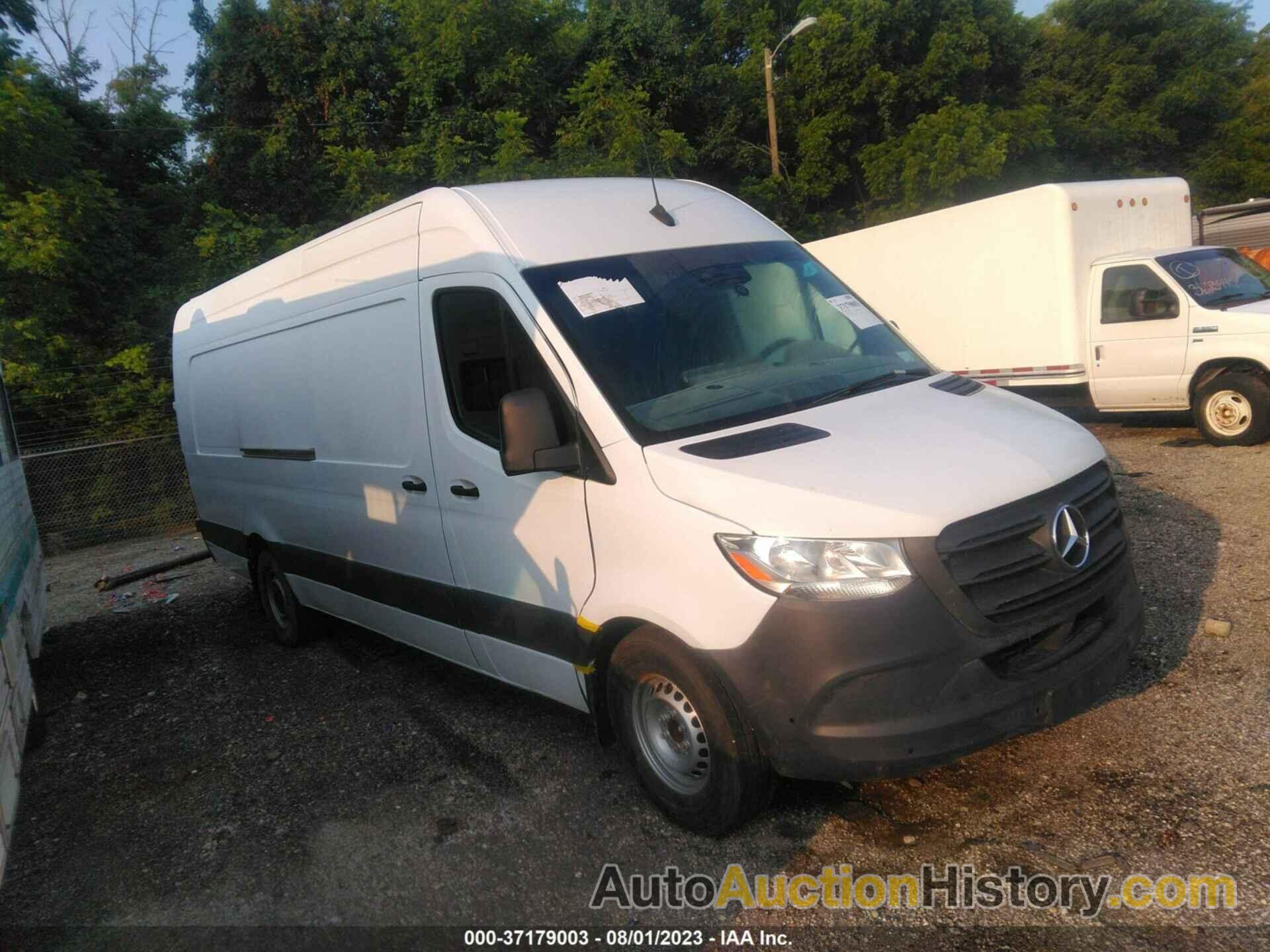 MERCEDES-BENZ SPRINTER CARGO VAN, W1Y4EDHY5MT068508