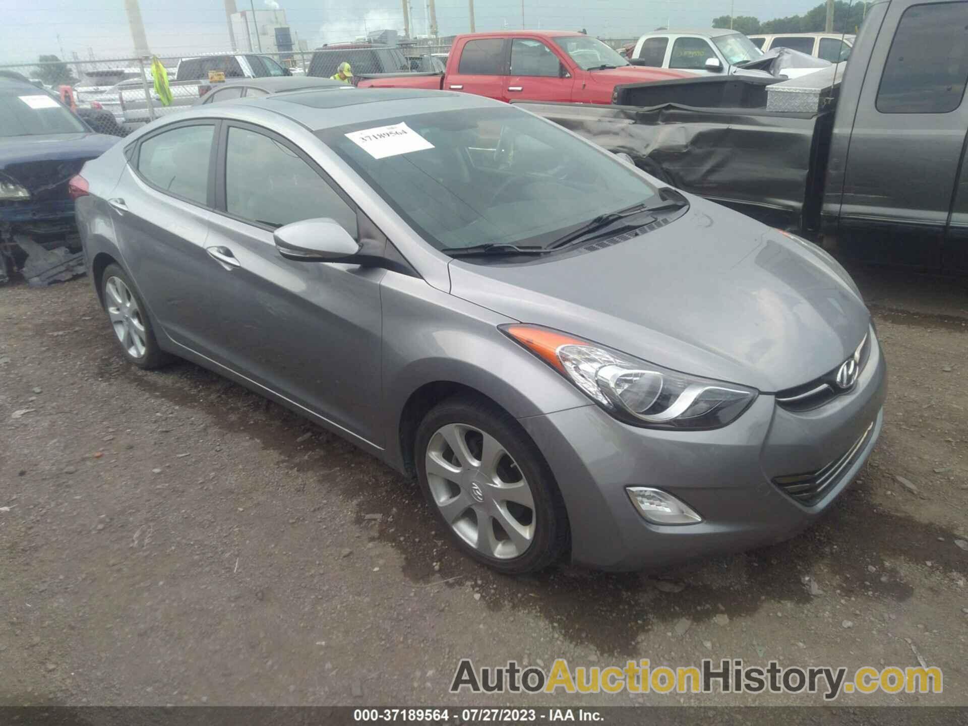 HYUNDAI ELANTRA LIMITED, KMHDH4AE3CU311359