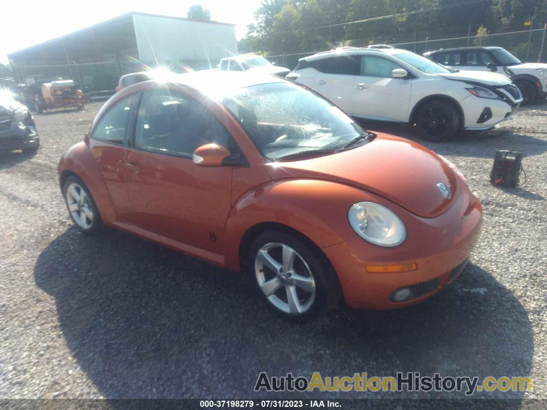 VOLKSWAGEN NEW BEETLE COUPE RED ROCK EDITION, 3VWPW3AGXAM027616