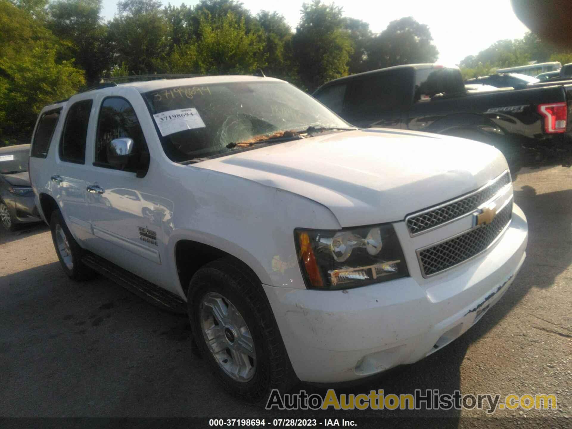 CHEVROLET TAHOE LS, 1GNSCAE07DR225877