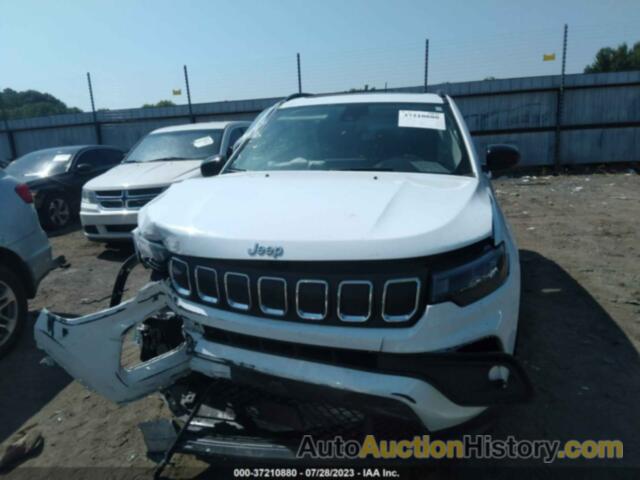 JEEP COMPASS LATITUDE 4X4, 3C4NJDBB3NT222289