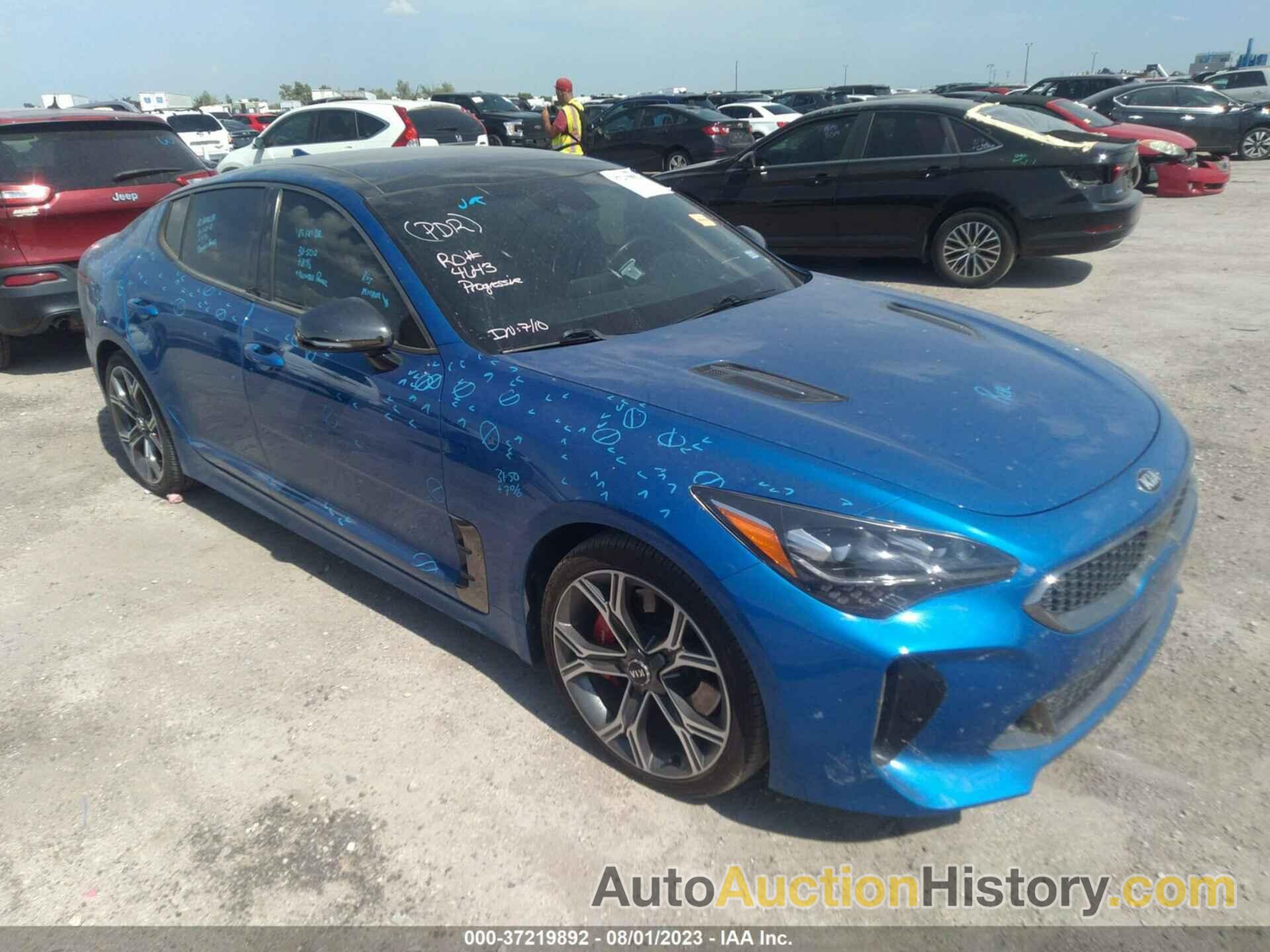 KIA STINGER GT2, KNAE55LC2J6020529