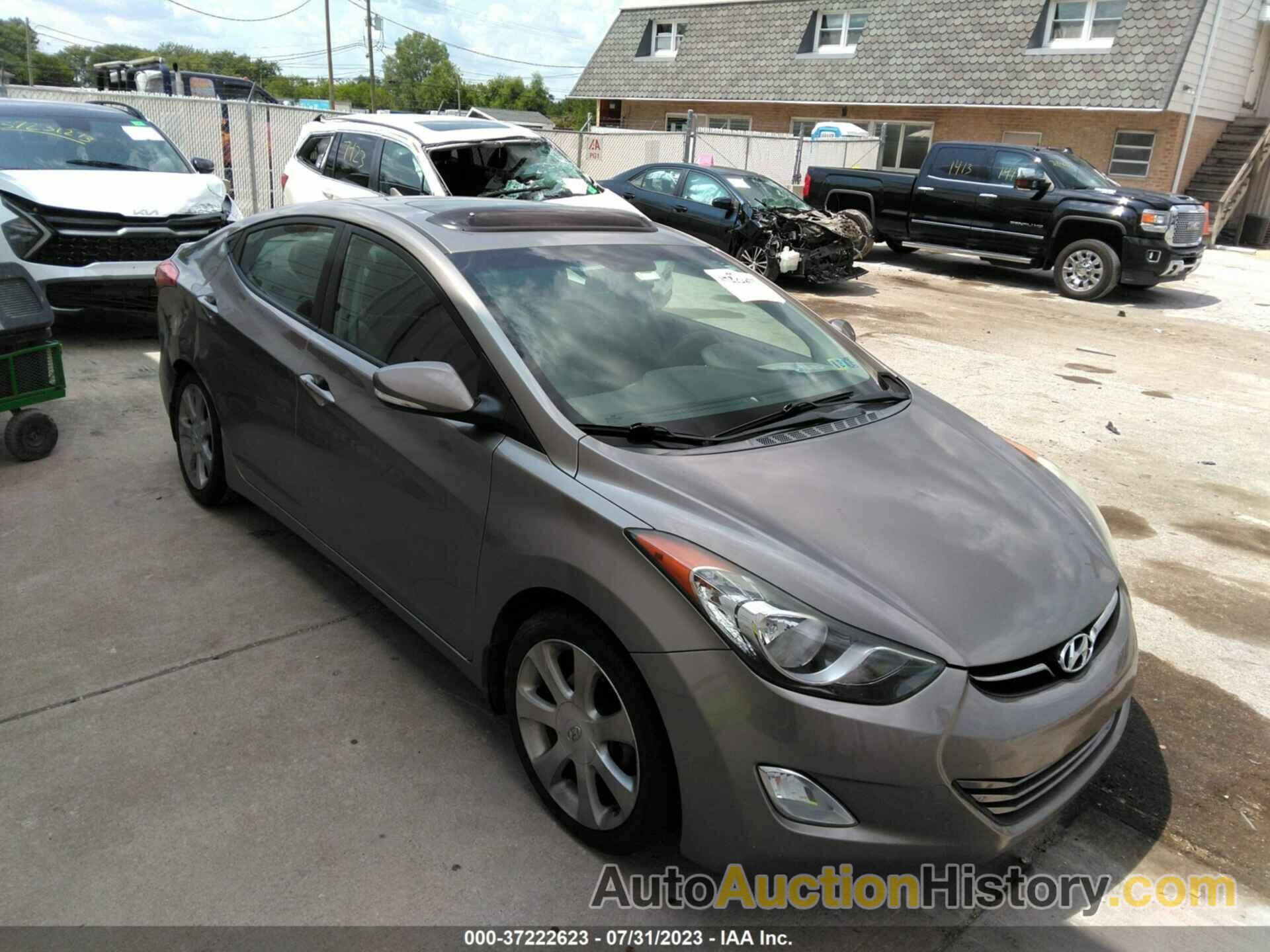 HYUNDAI ELANTRA LIMITED, 5NPDH4AE3DH195290