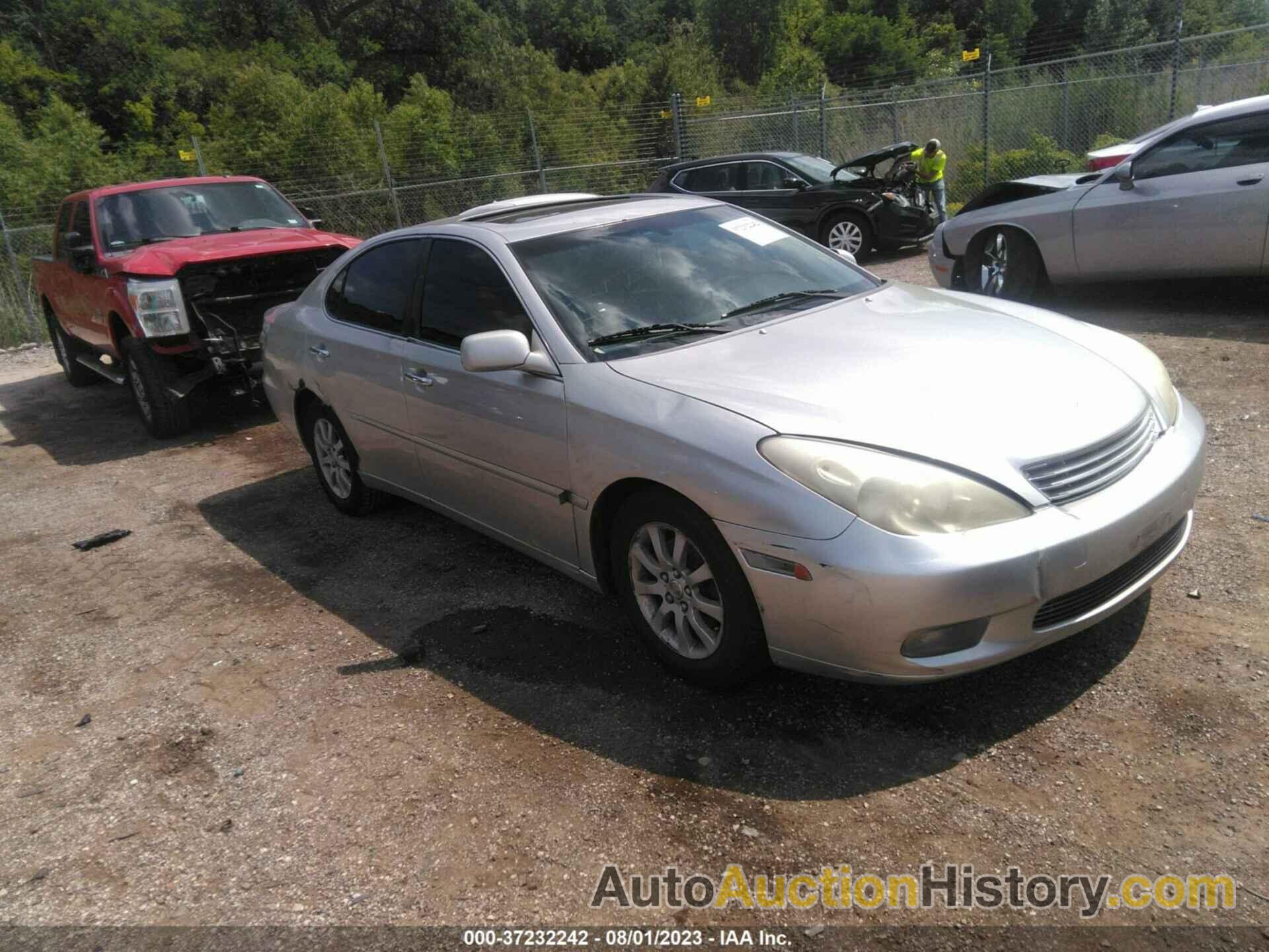 LEXUS ES 300, JTHBF30G125017772