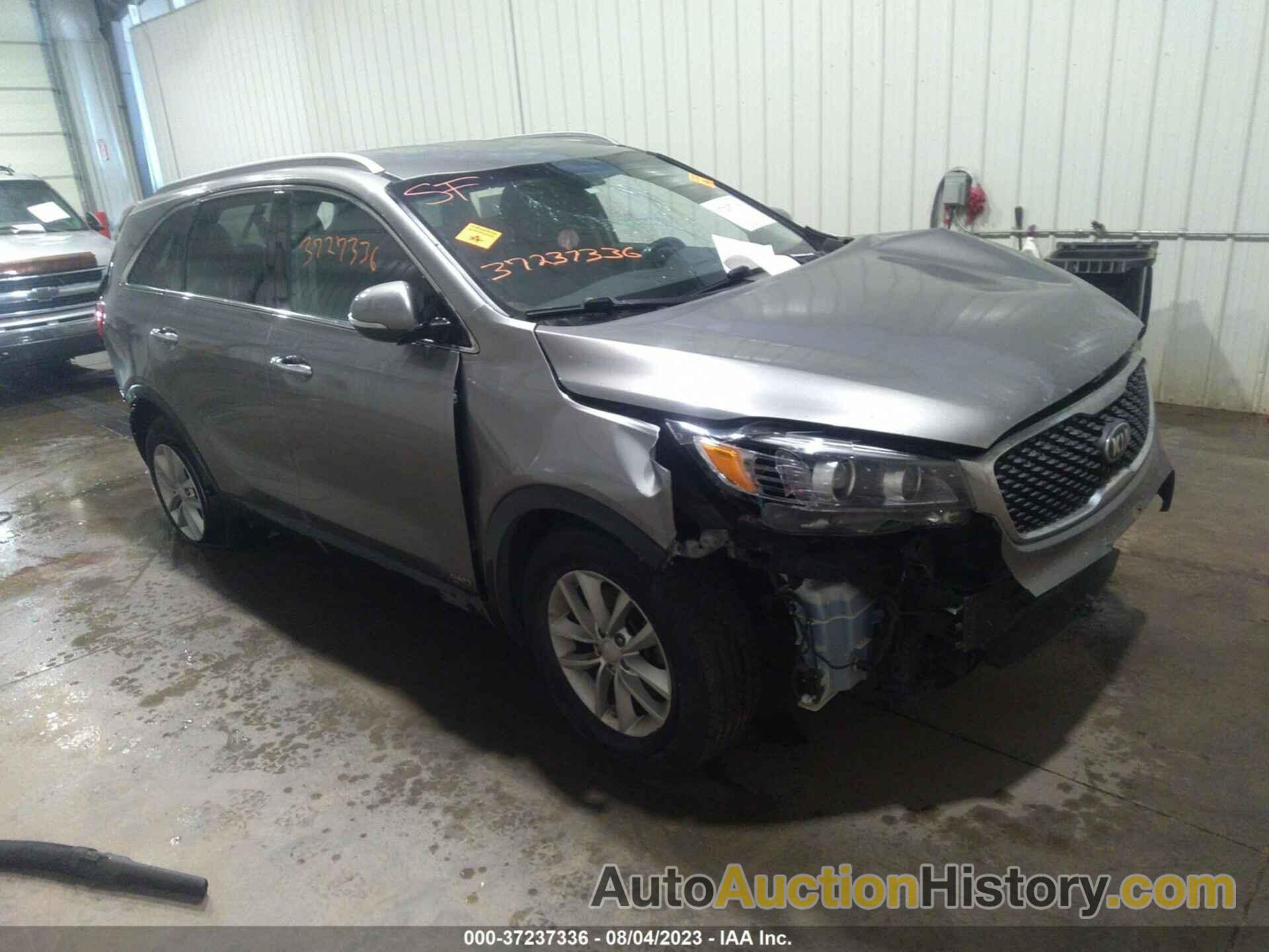 KIA SORENTO LX, 5XYPGDA35JG397050