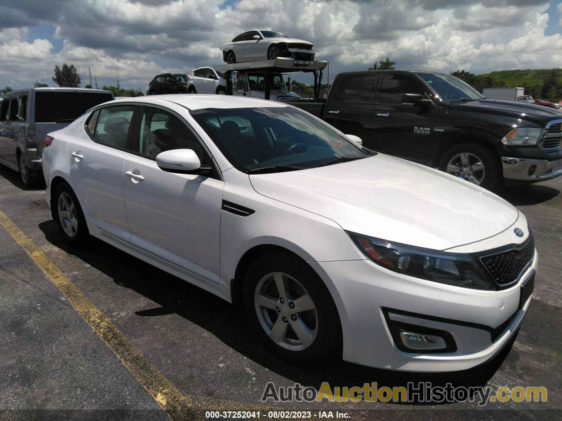 KIA OPTIMA LX, KNAGM4A71F5579434