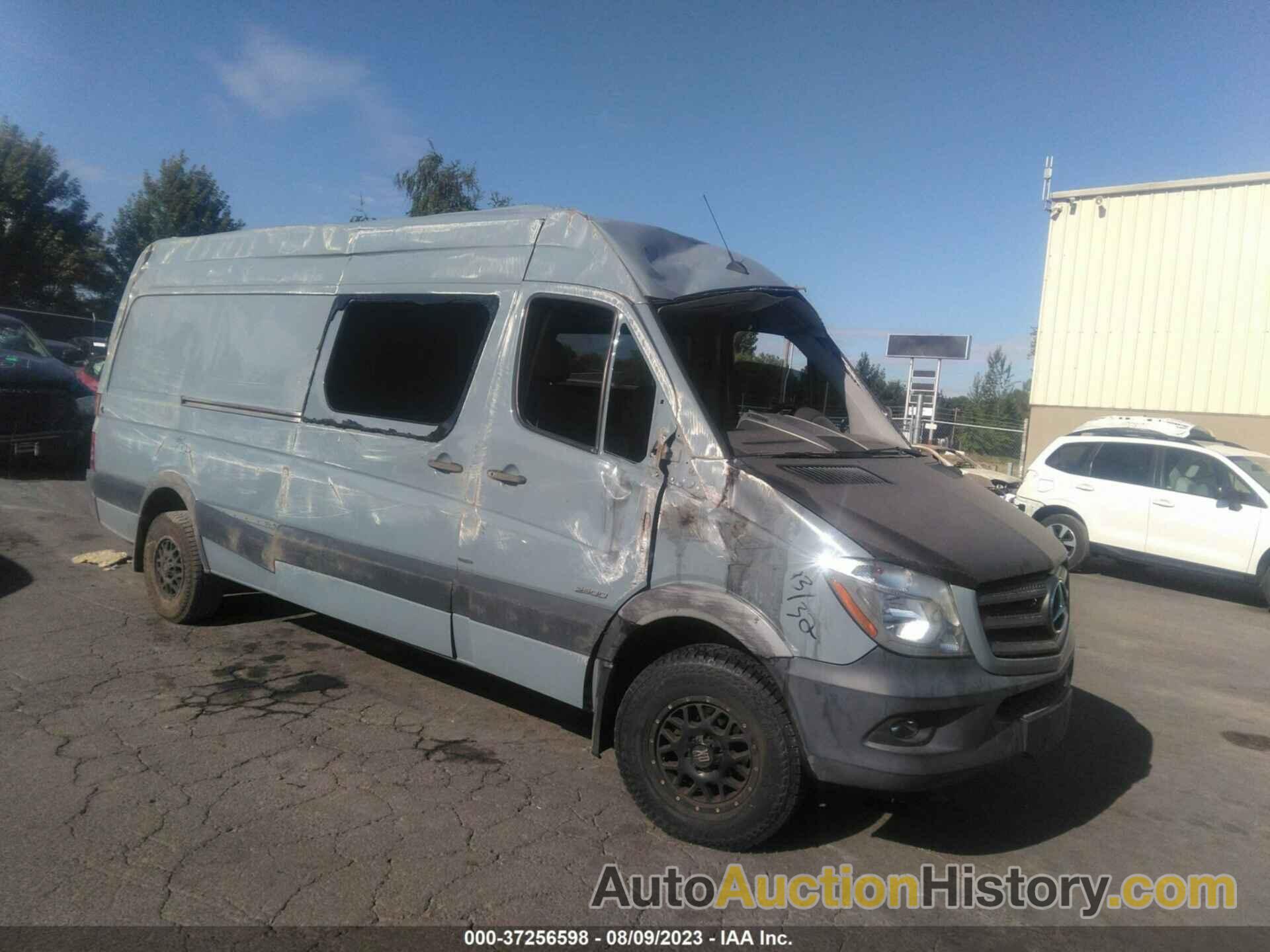 MERCEDES-BENZ SPRINTER CARGO VANS, WD3PE8CD4GP303744