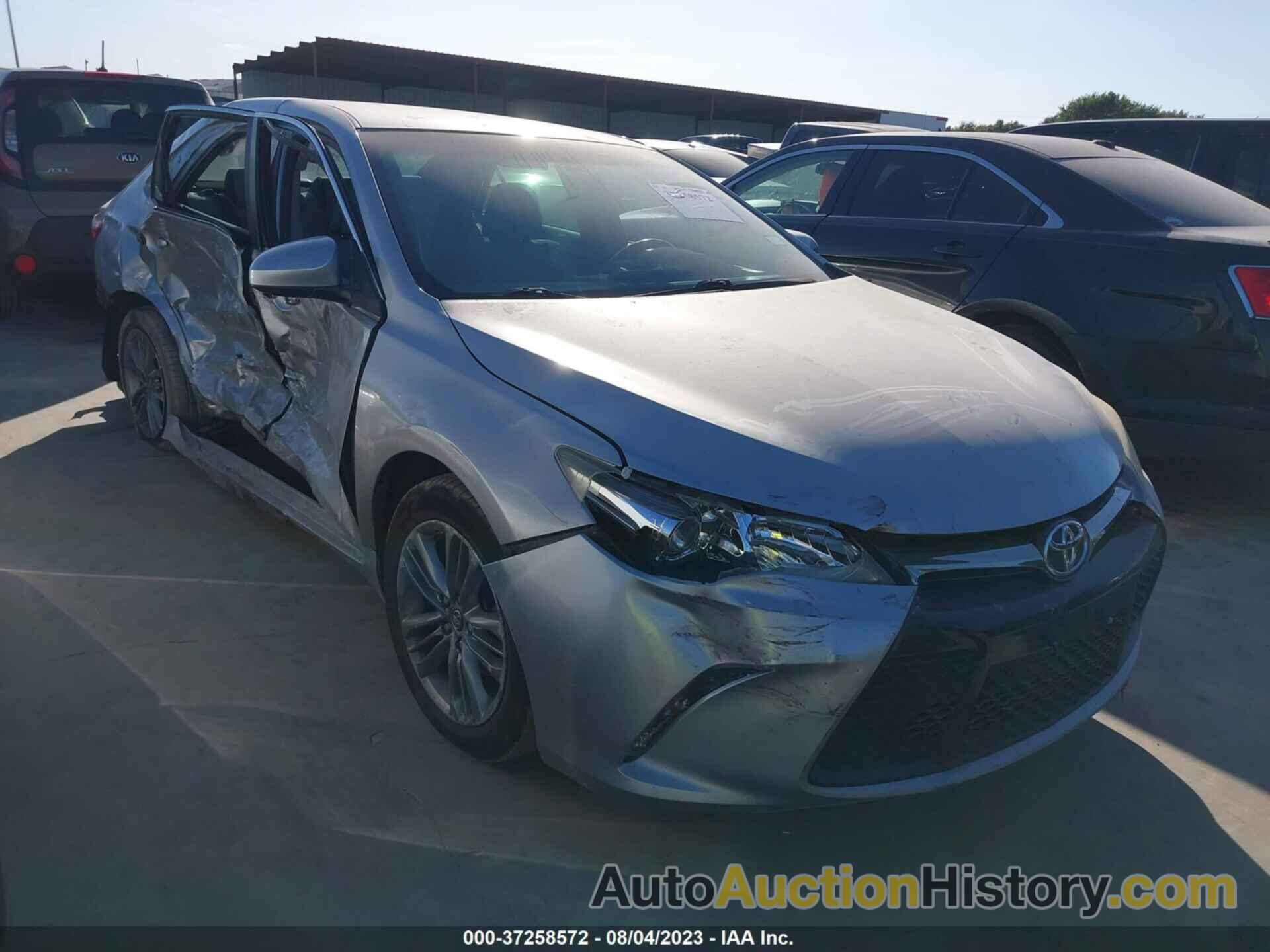 TOYOTA CAMRY XLE/SE/LE/XSE, 4T1BF1FK6GU121197