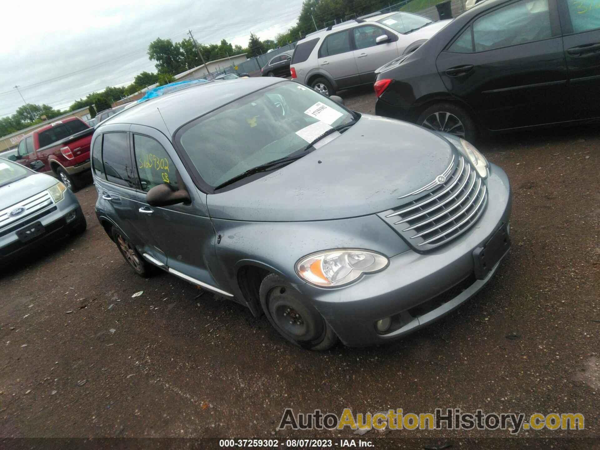 CHRYSLER PT CRUISER CLASSIC, 3A4GY5F99AT174237