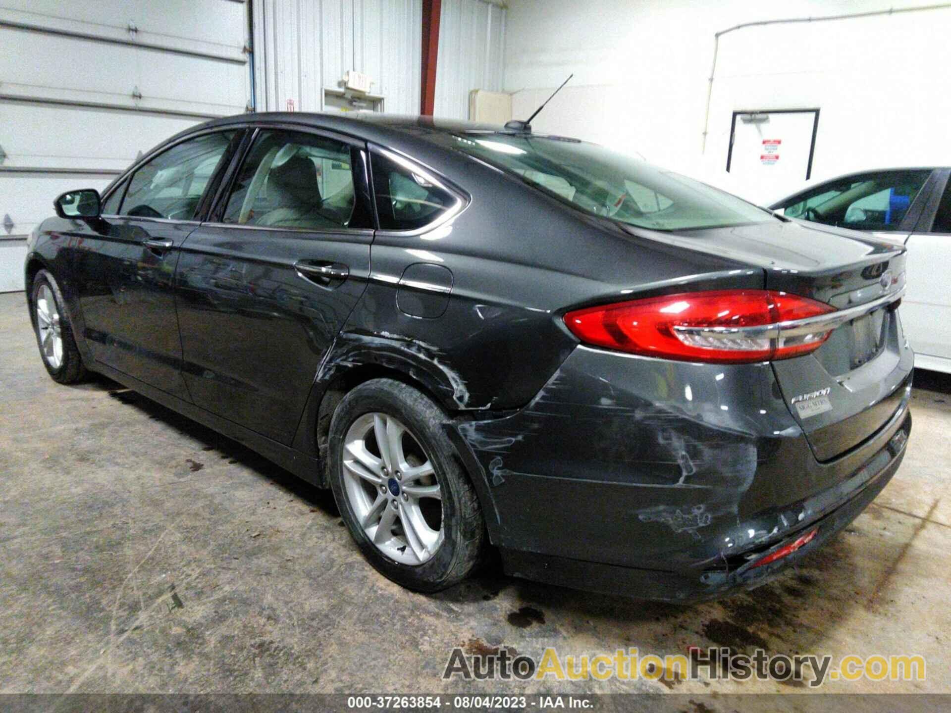 FORD FUSION SE, 3FA6P0HD9JR104250