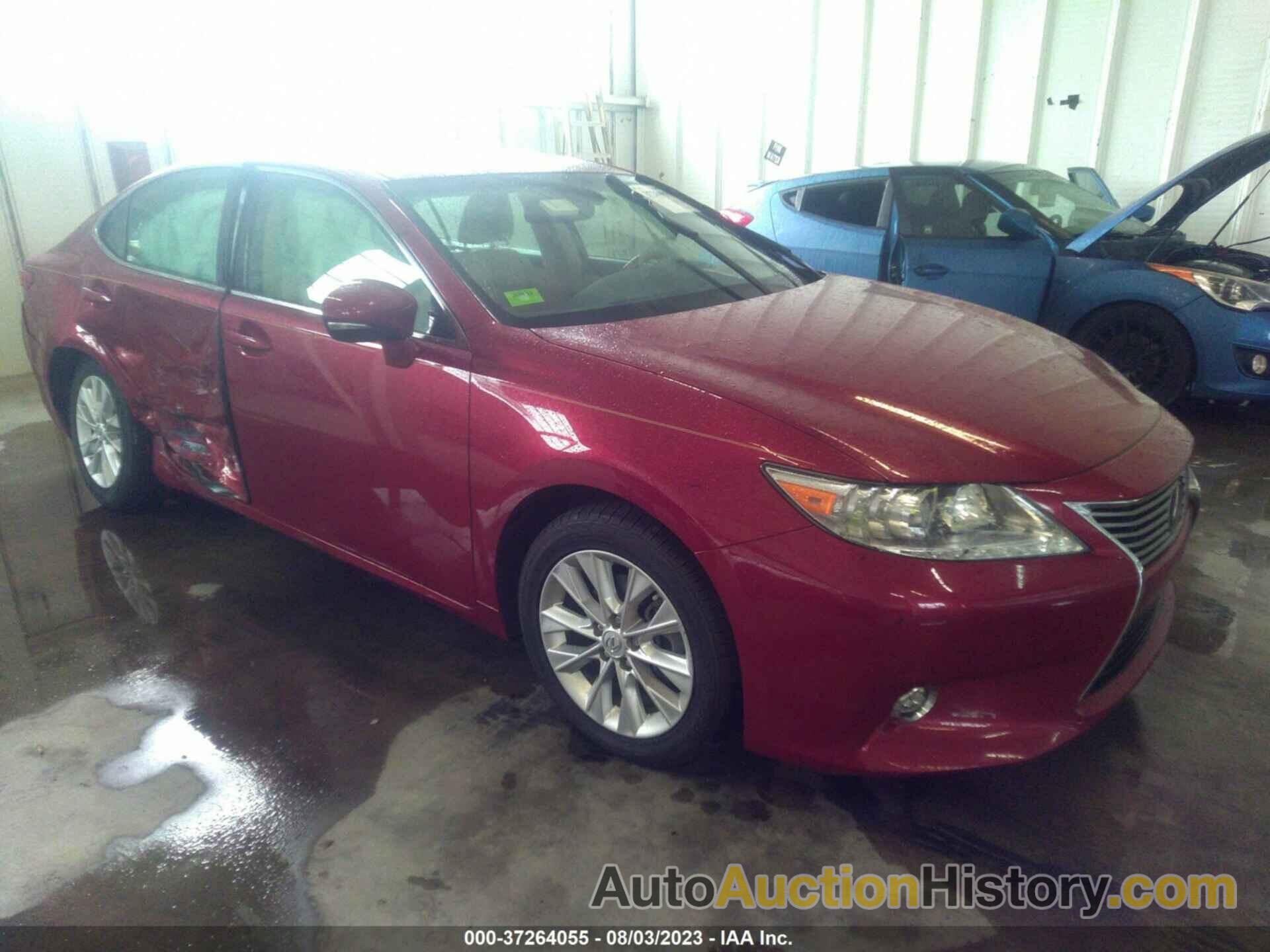 LEXUS ES 300H HYBRID, JTHBW1GG6F2078908